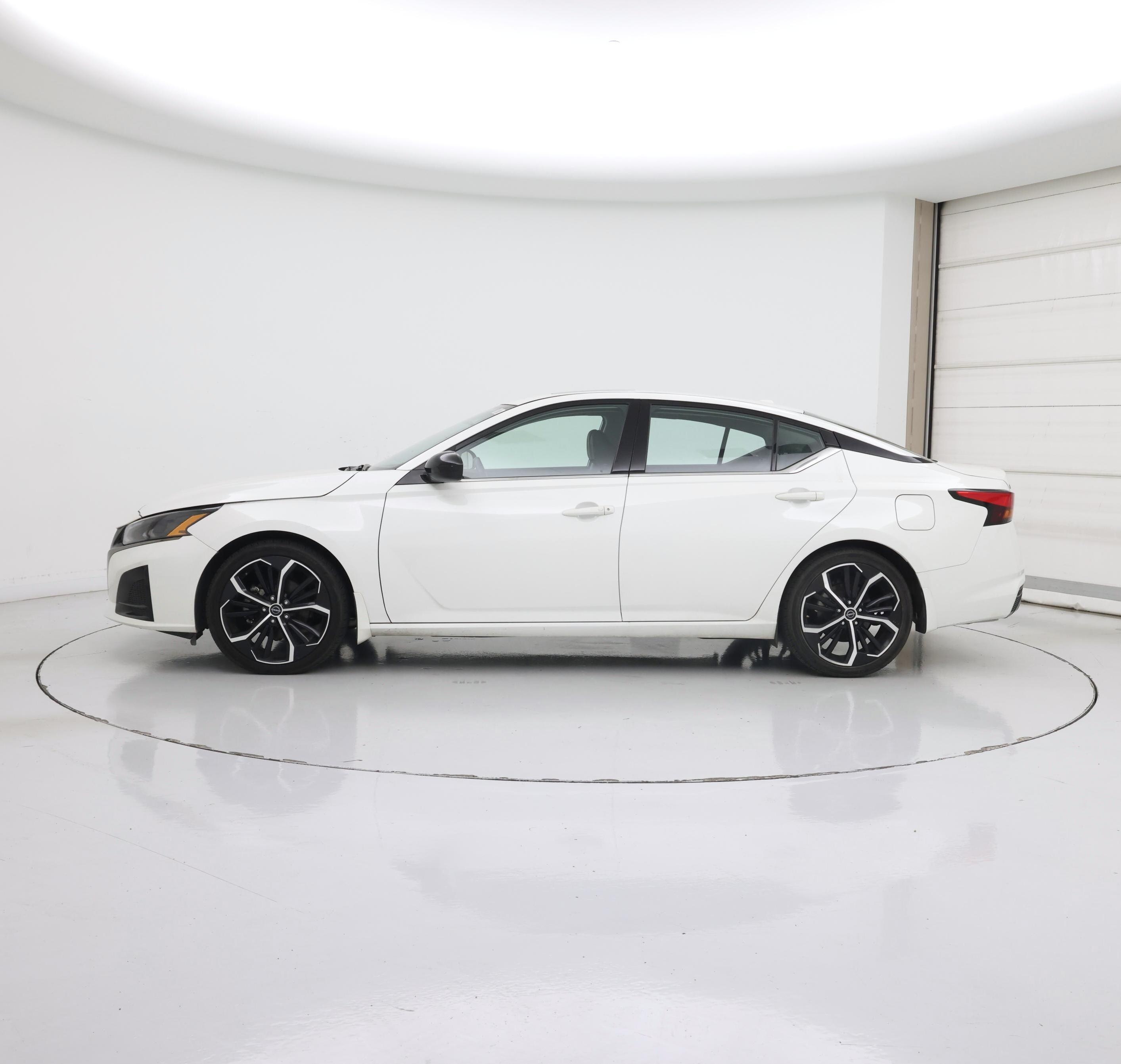 Thumbnail: 2024 Nissan Altima - 3