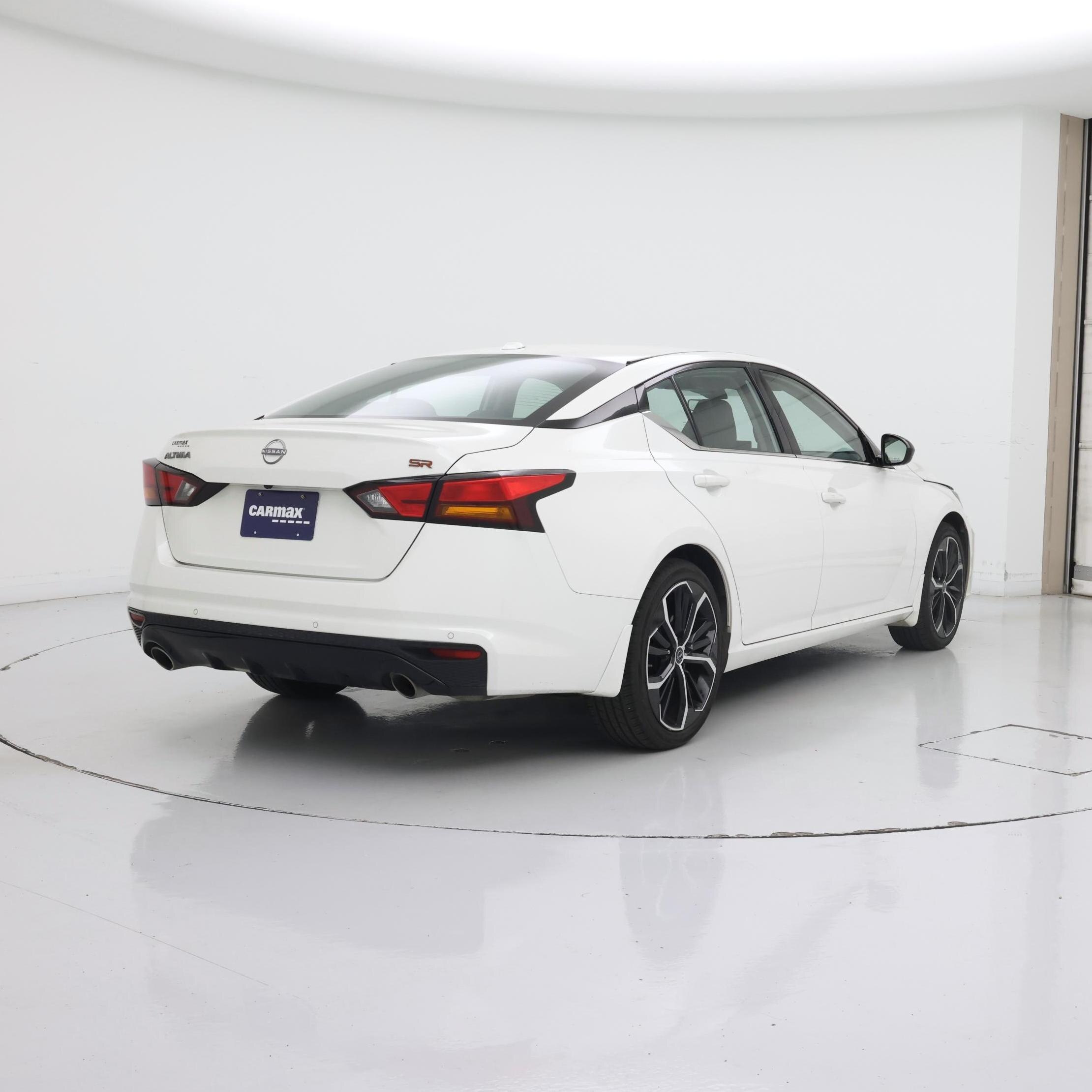 Thumbnail: 2024 Nissan Altima - 8