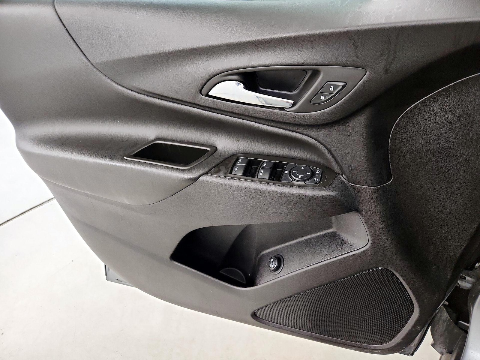 2024 Chevrolet Equinox LT - Photo 13