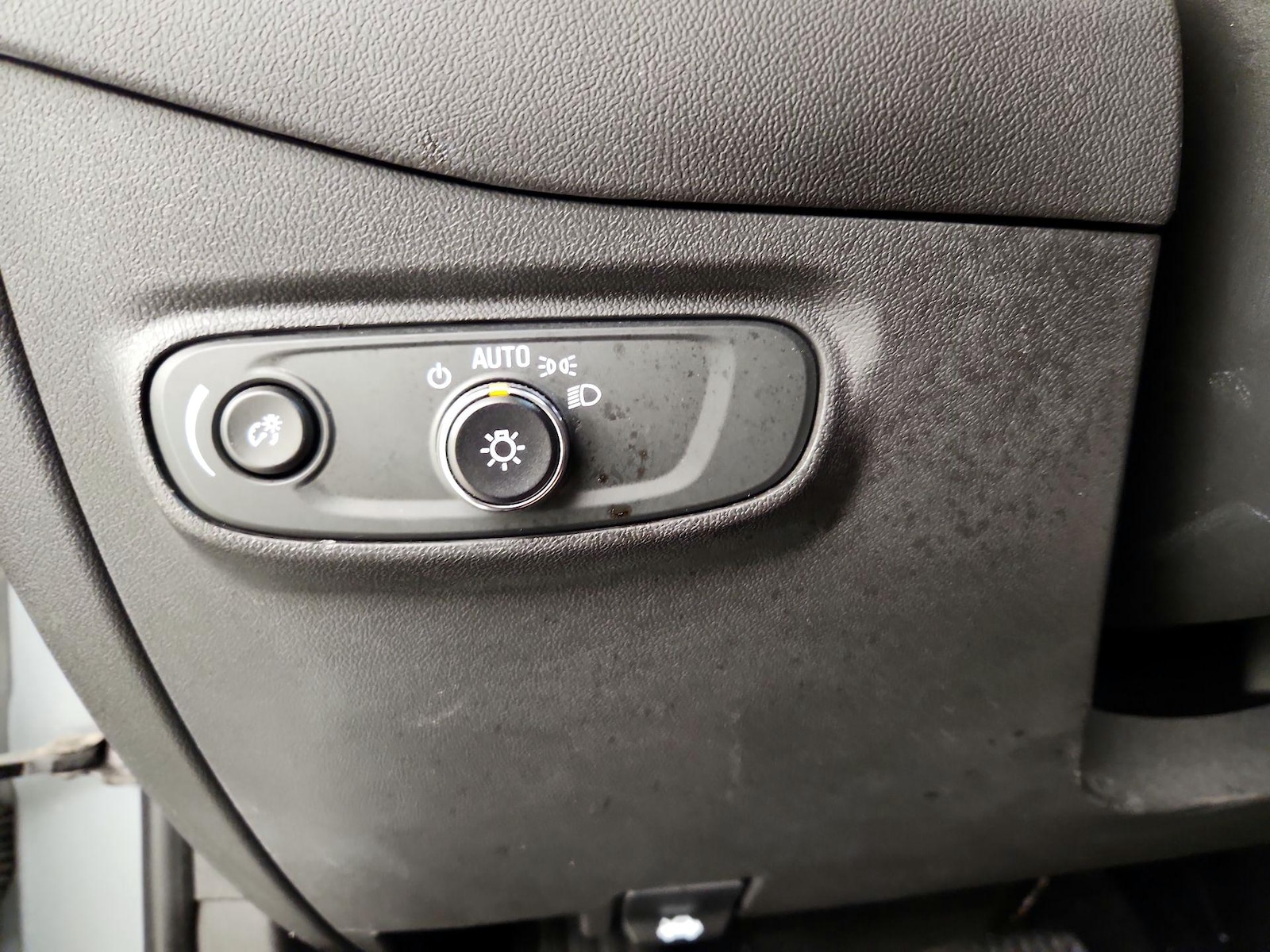 2024 Chevrolet Equinox LT - Photo 14