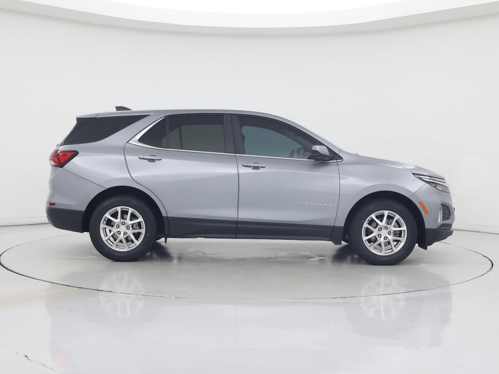 2024 Chevrolet Equinox LT - Photo 8