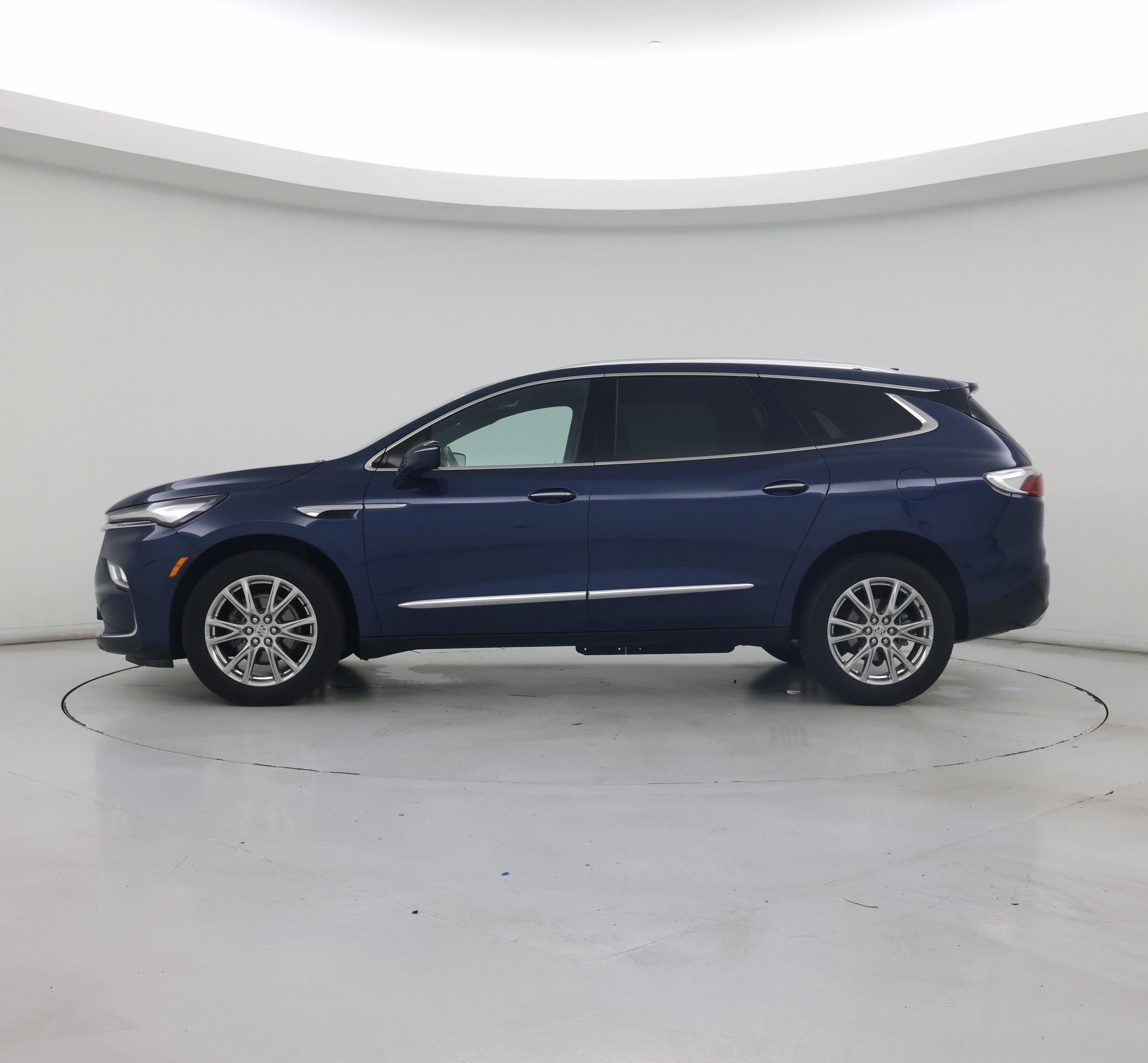 Thumbnail: 2023 Buick Enclave - 3