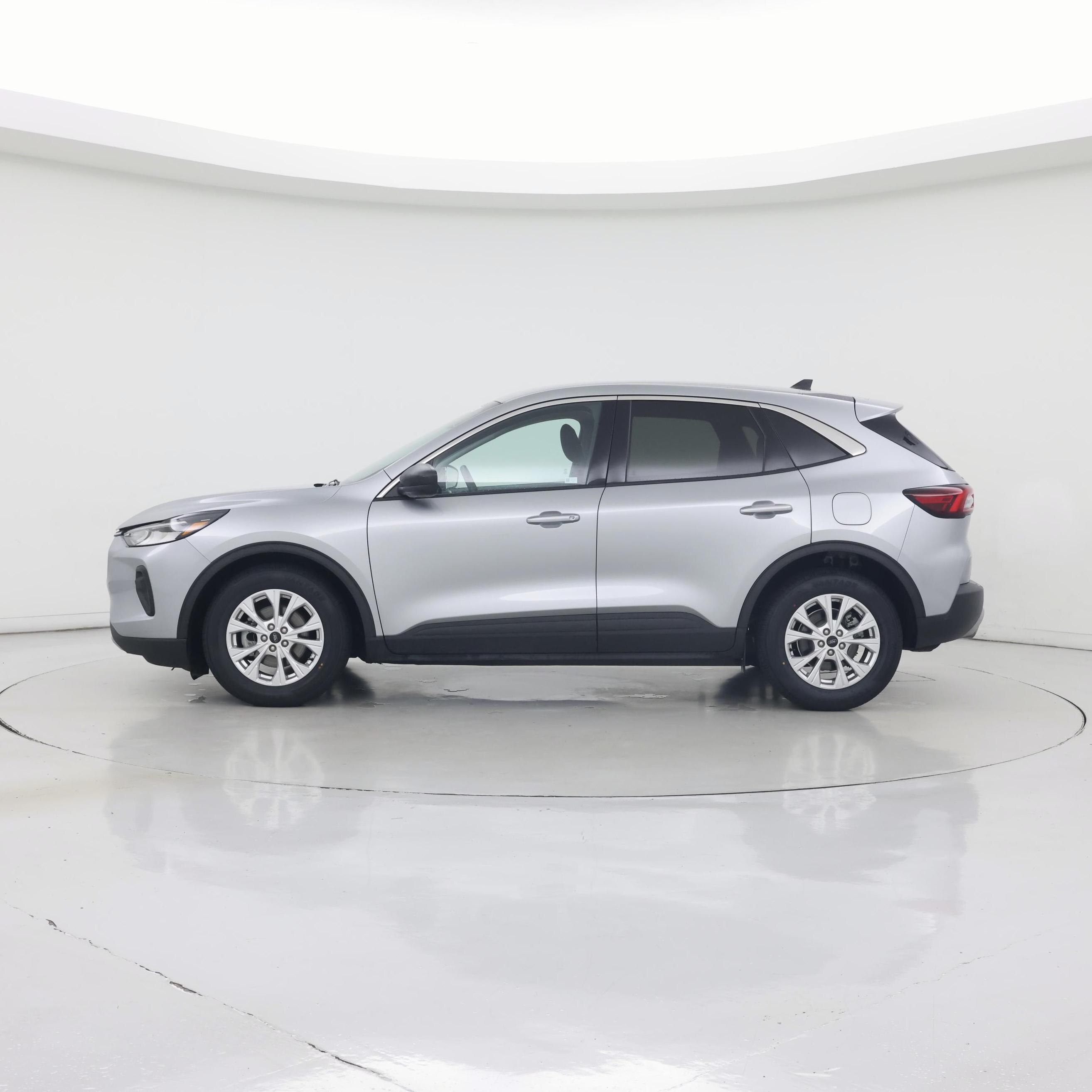 Thumbnail: 2024 Ford Escape - 3