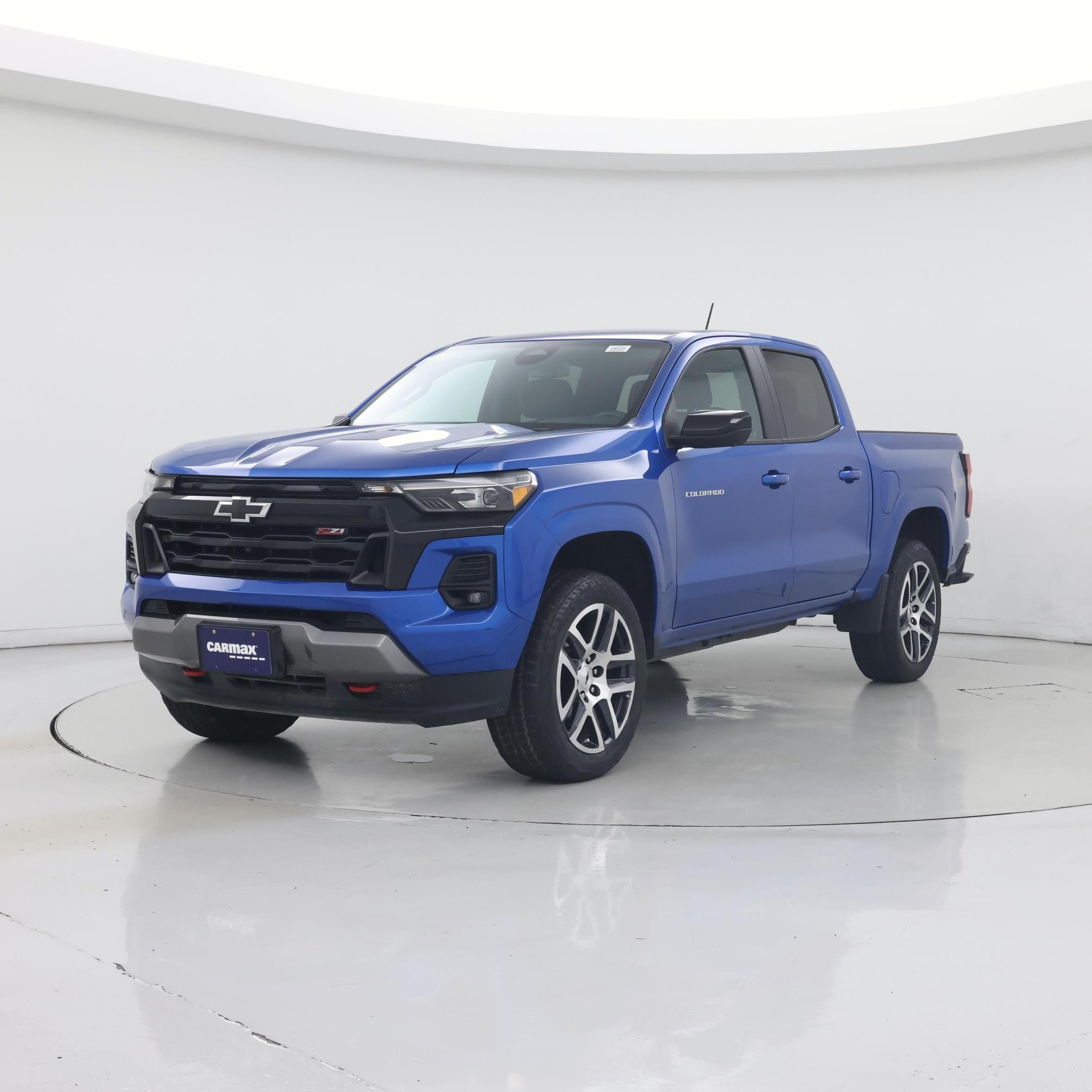 Thumbnail: 2023 Chevrolet Colorado - 4