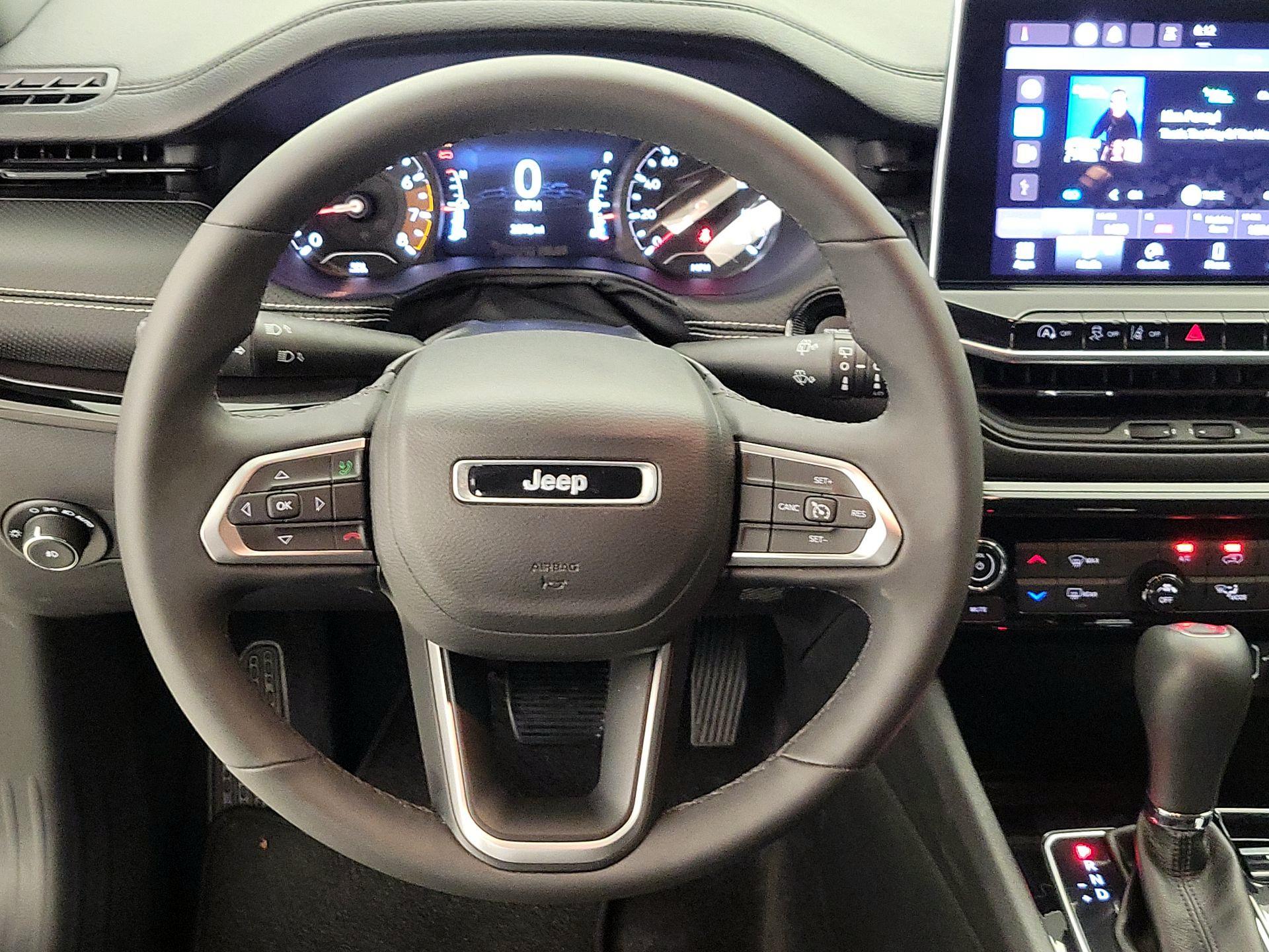 Thumbnail: 2023 Jeep Compass - 10