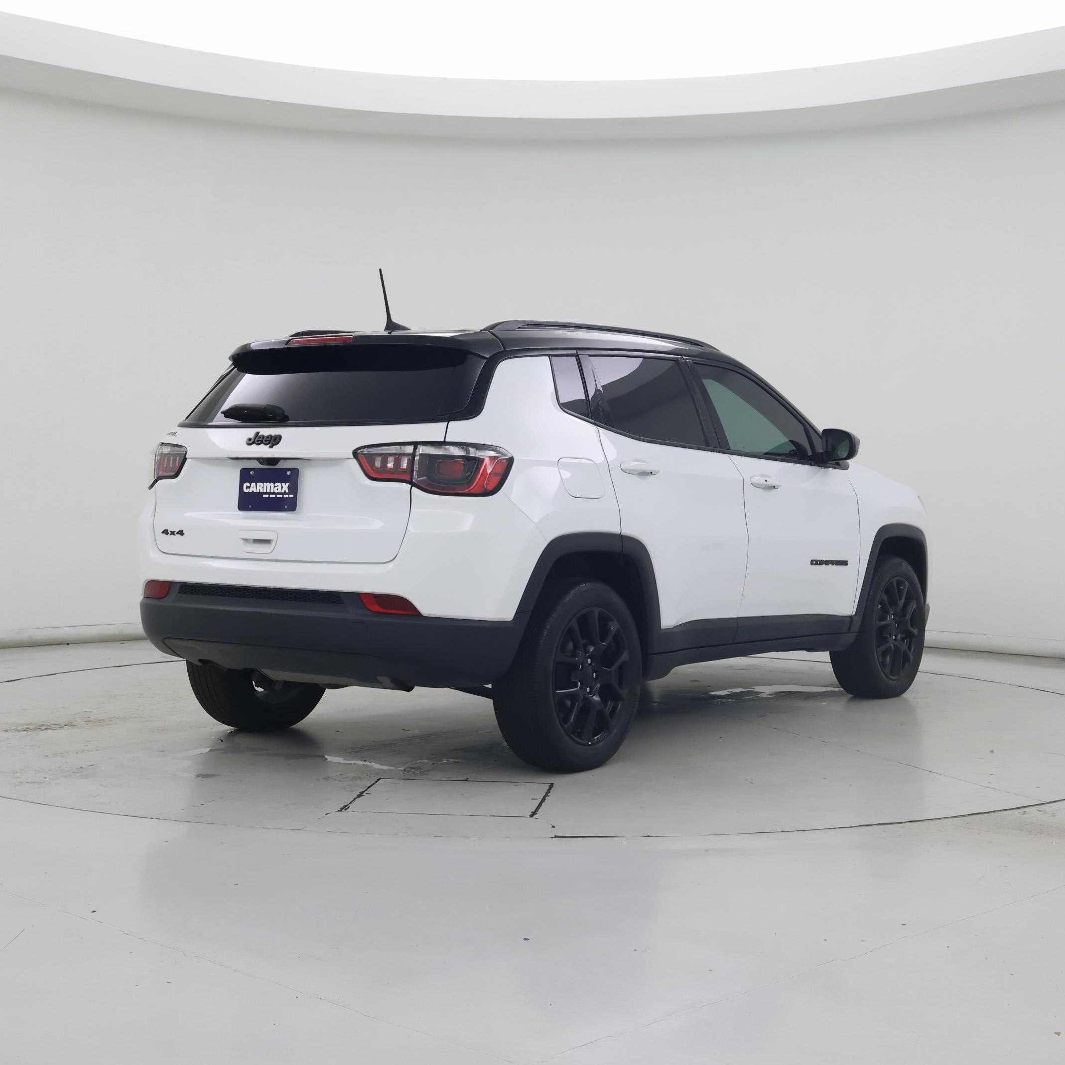Thumbnail: 2023 Jeep Compass - 8