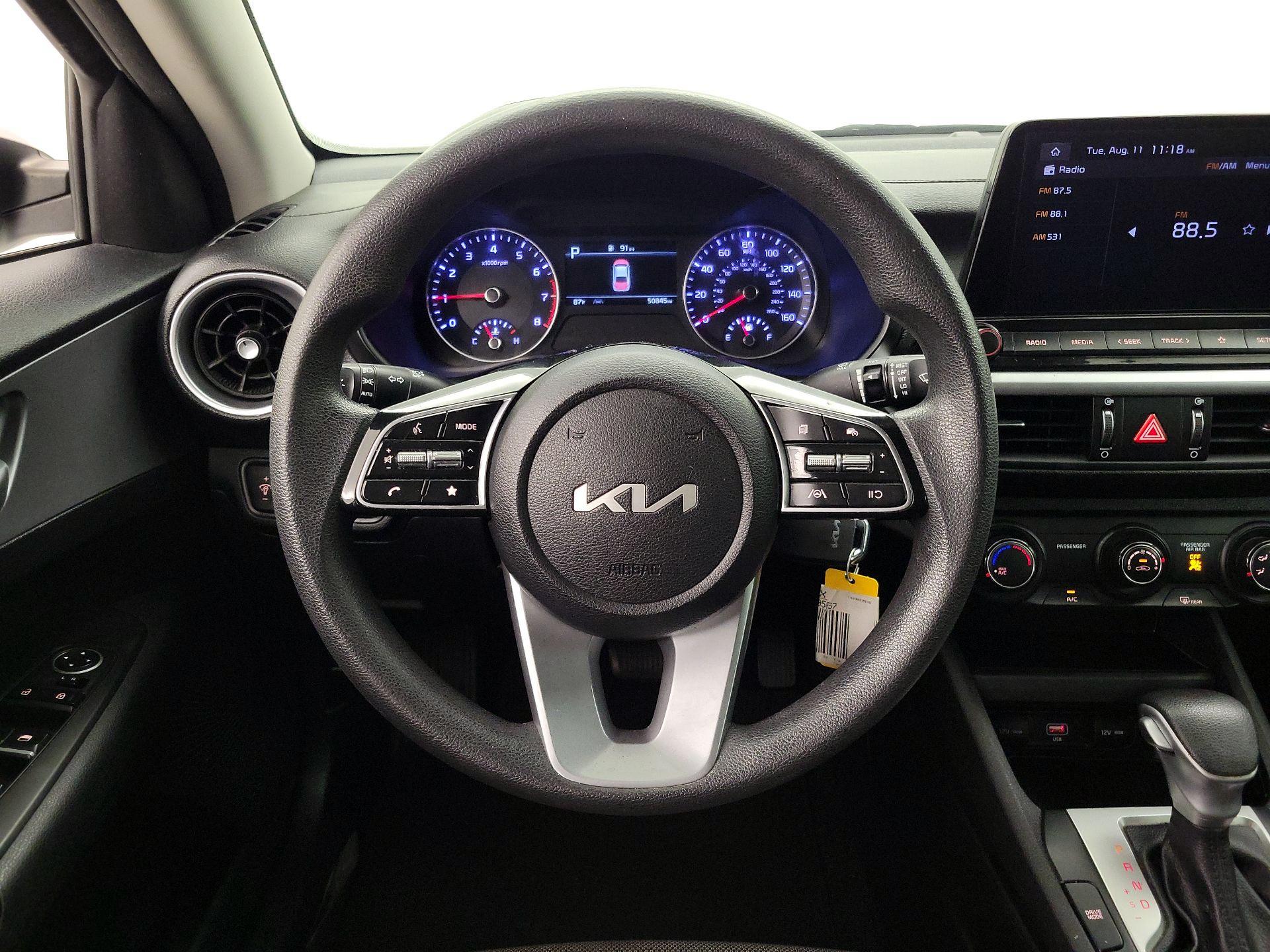 Thumbnail: 2023 Kia Forte - 10