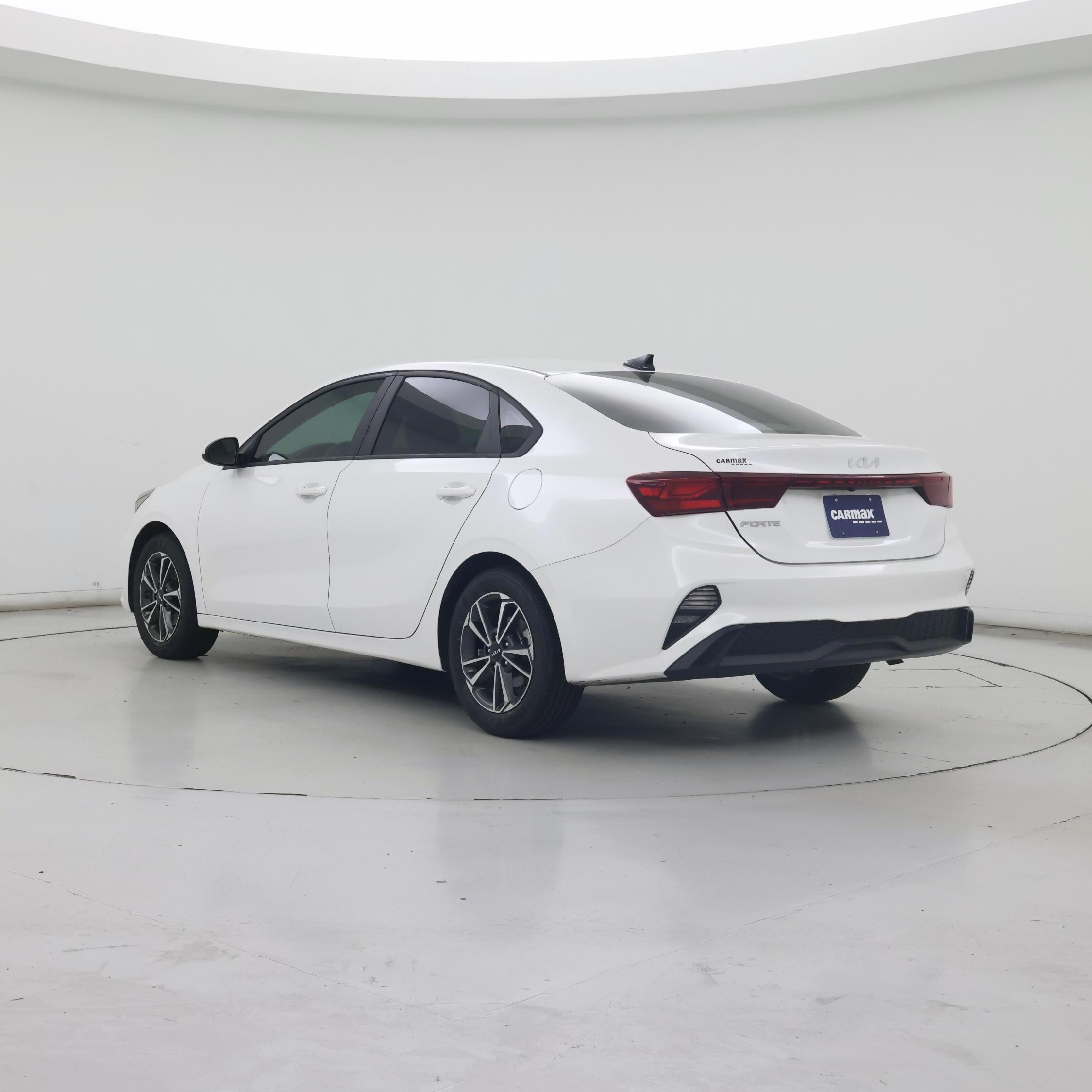 Thumbnail: 2023 Kia Forte - 2