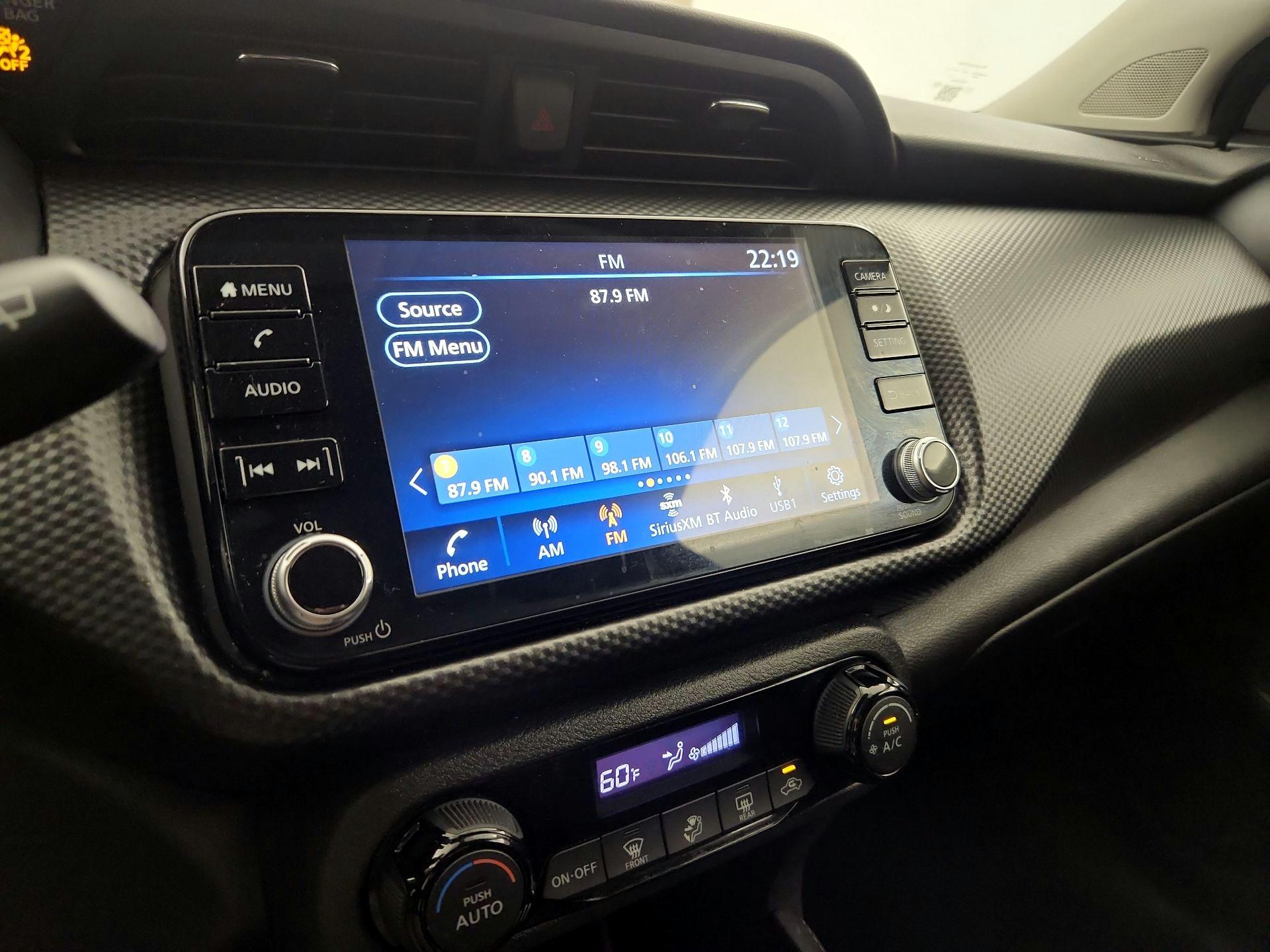 Thumbnail: 2021 Nissan Kicks - 14