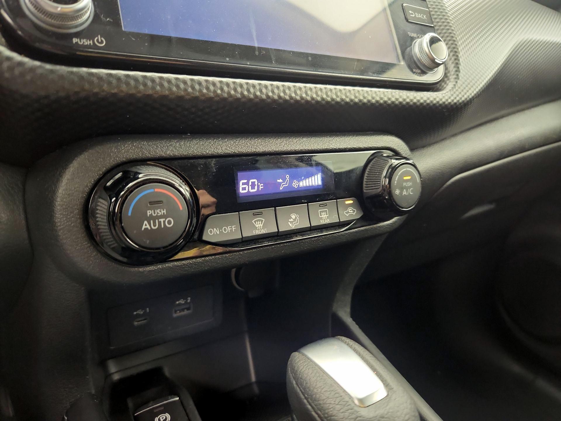 Thumbnail: 2021 Nissan Kicks - 15