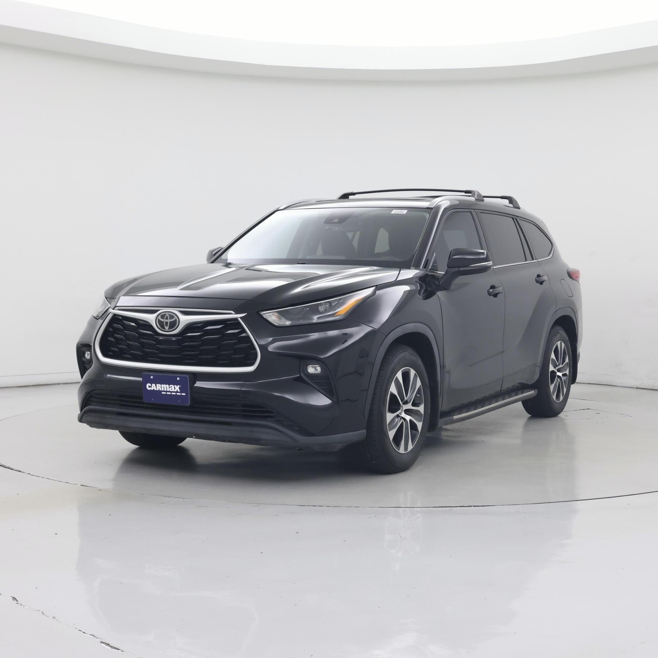 Thumbnail: 2022 Toyota Highlander - 4