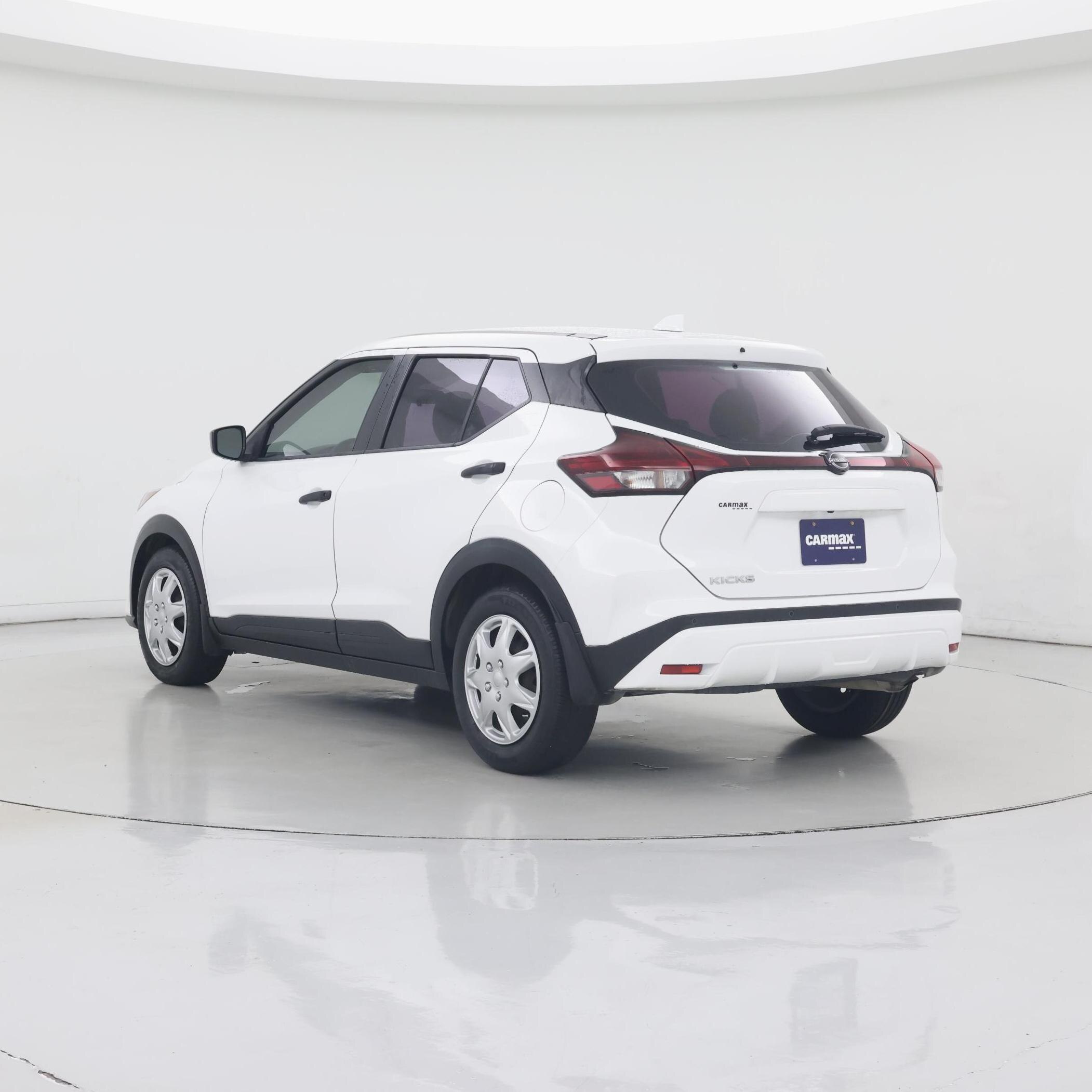Thumbnail: 2022 Nissan Kicks - 2