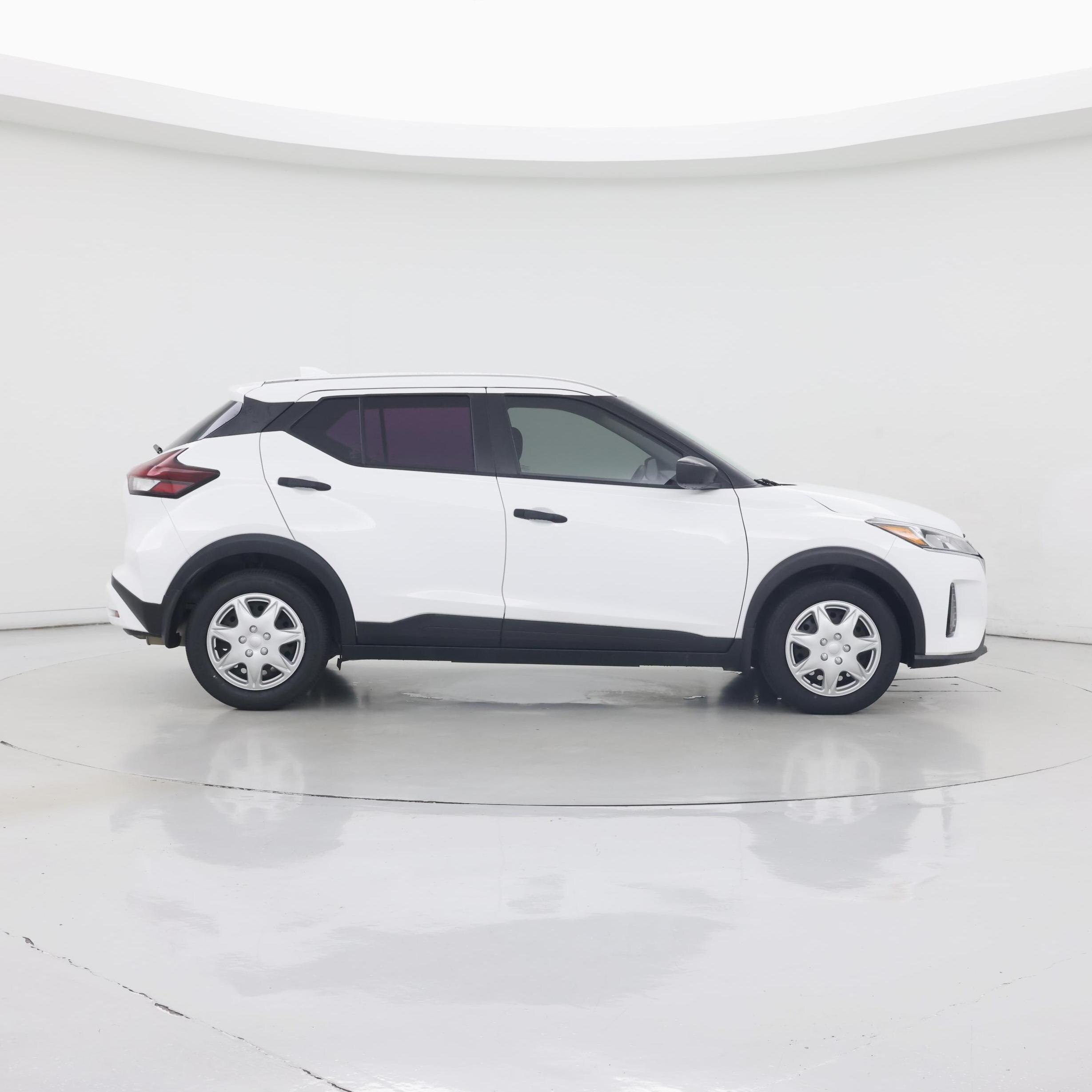 Thumbnail: 2022 Nissan Kicks - 7