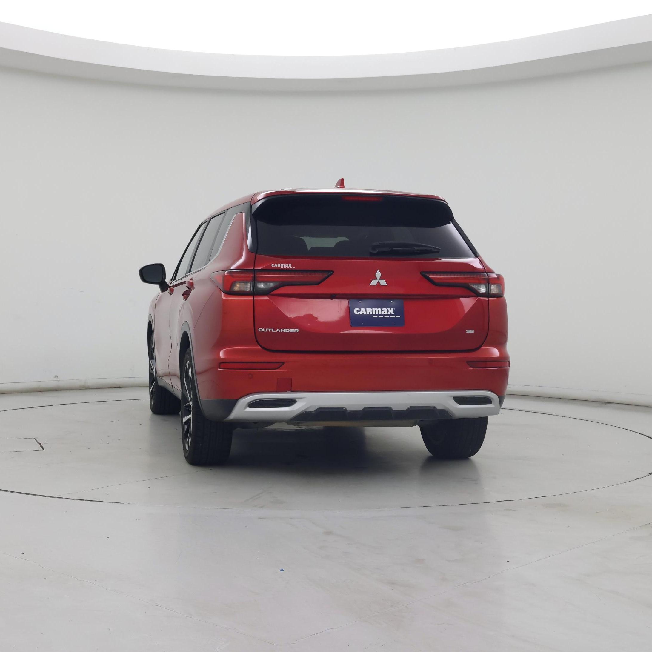Thumbnail: 2022 Mitsubishi Outlander - 6
