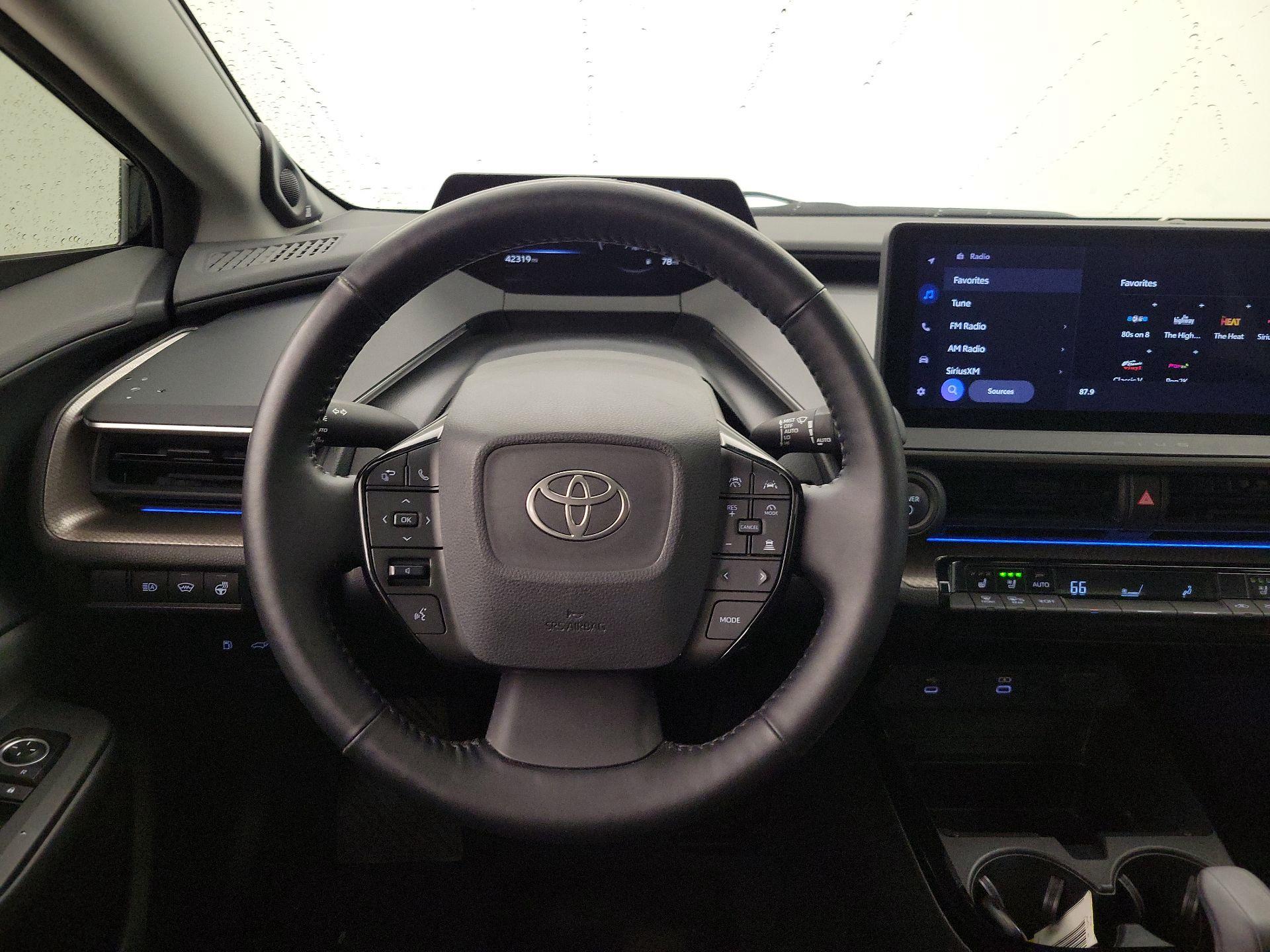 Thumbnail: 2024 Toyota Prius - 10