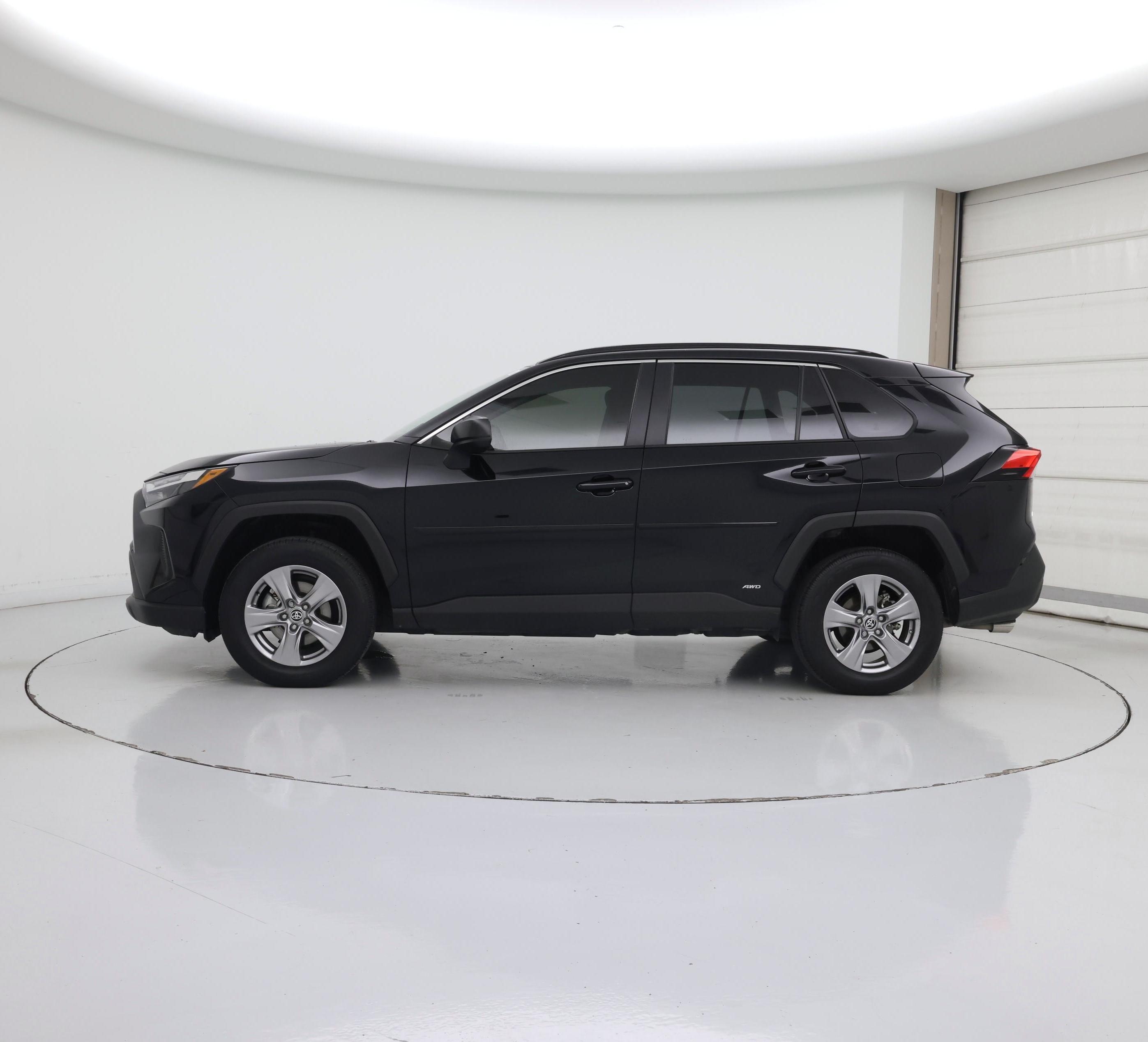 Thumbnail: 2025 Toyota RAV4 - 3
