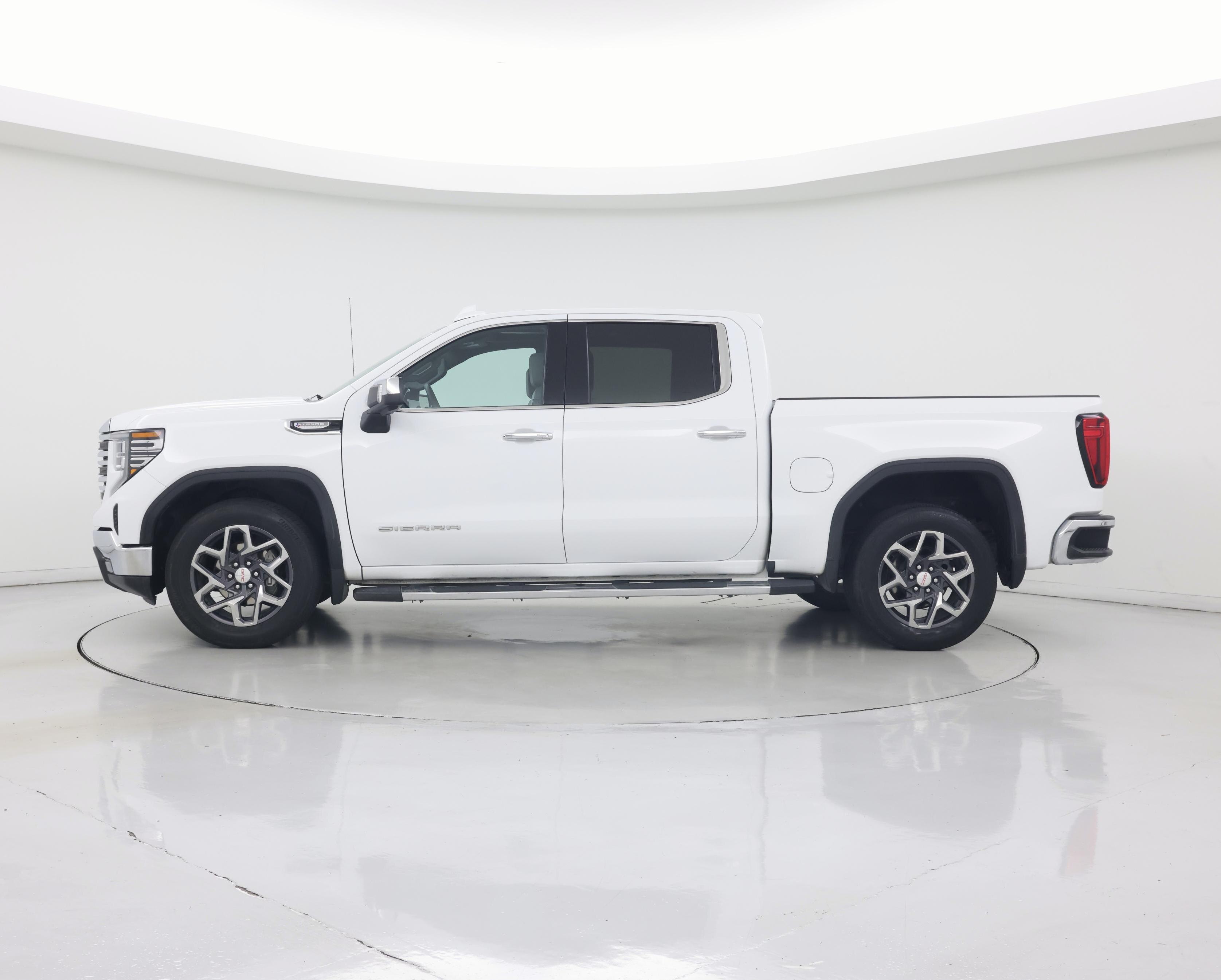 Thumbnail: 2023 GMC Sierra 1500 - 3