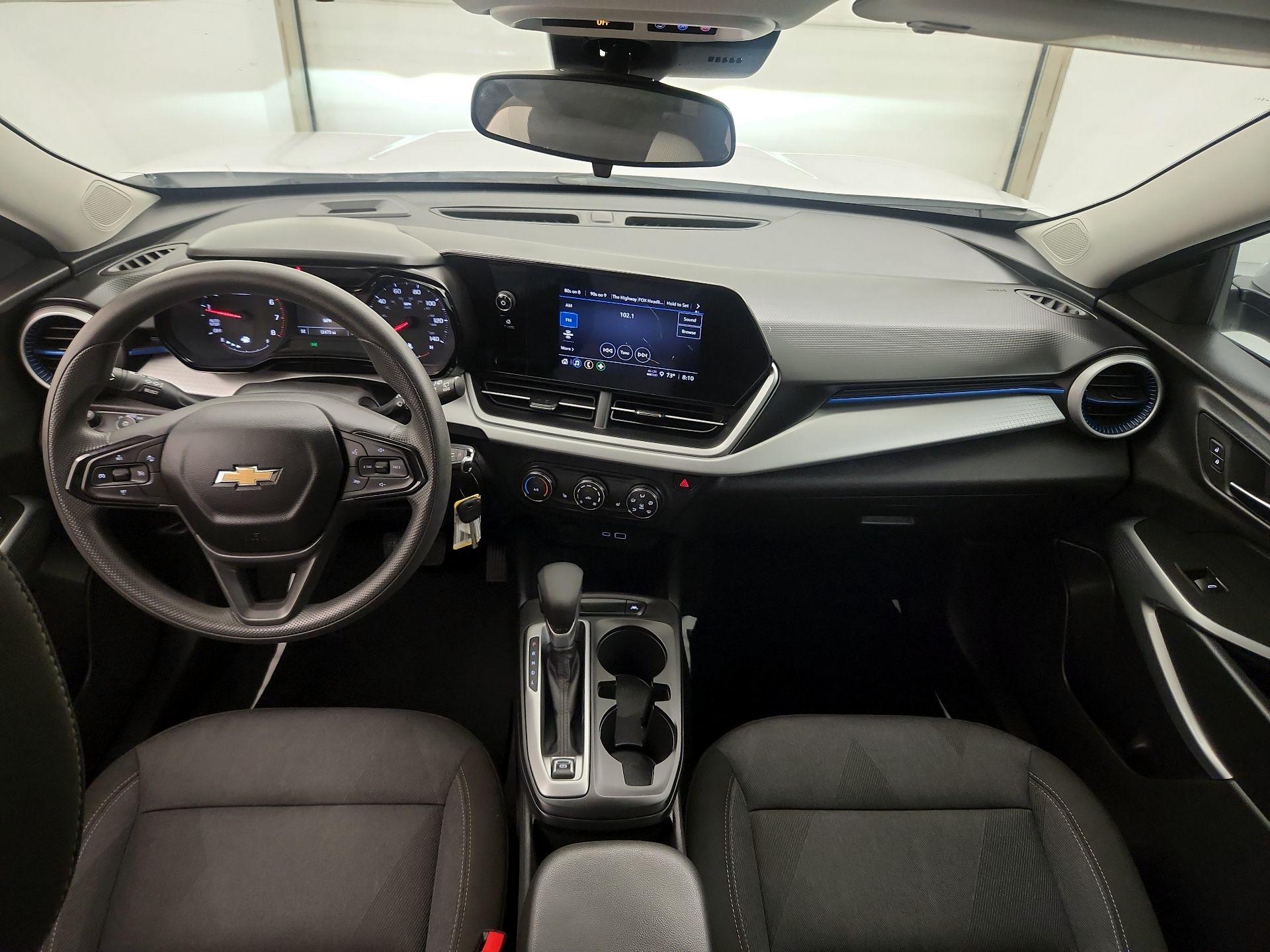 Thumbnail: 2025 Chevrolet Trax - 9