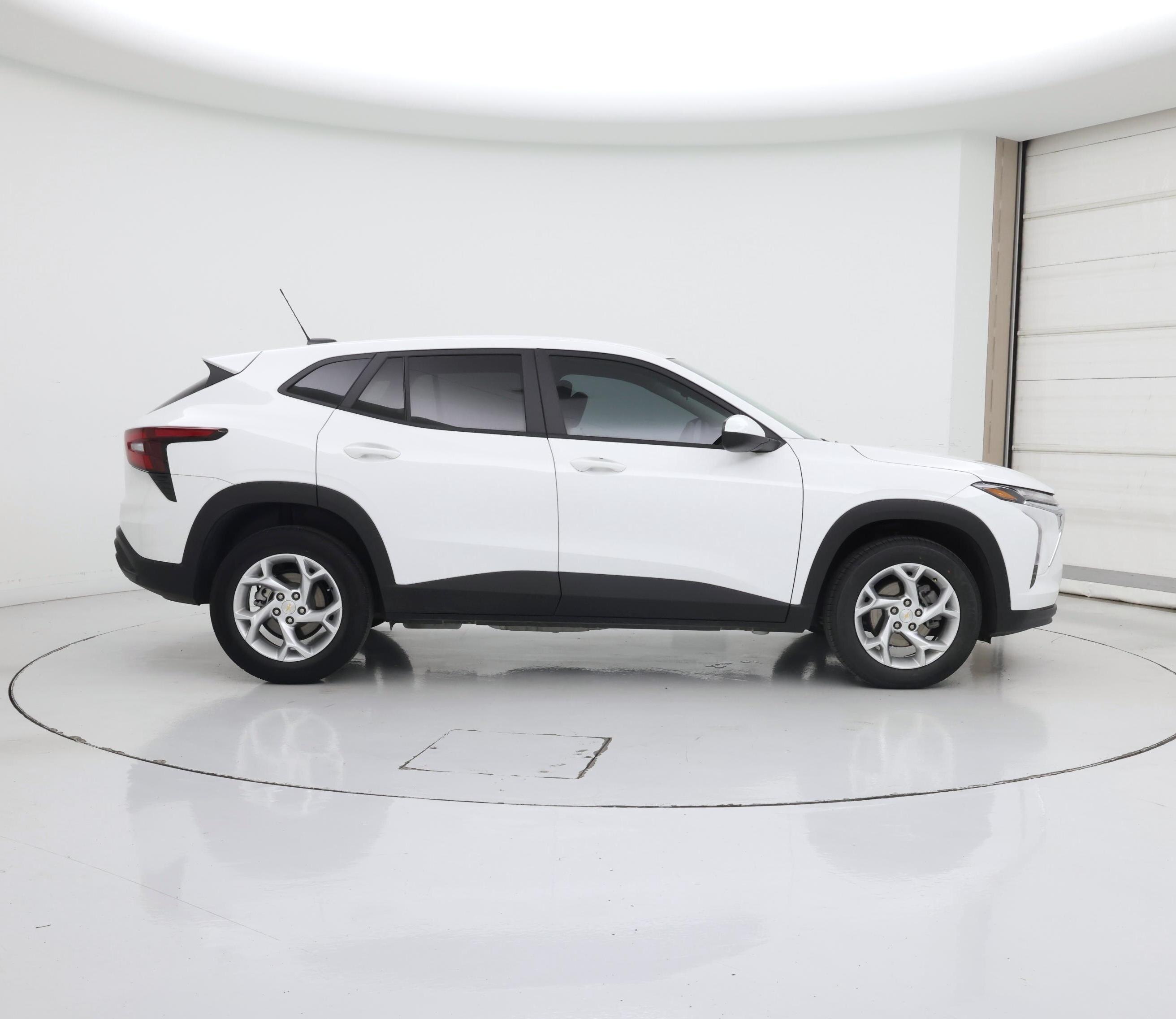 Thumbnail: 2025 Chevrolet Trax - 7