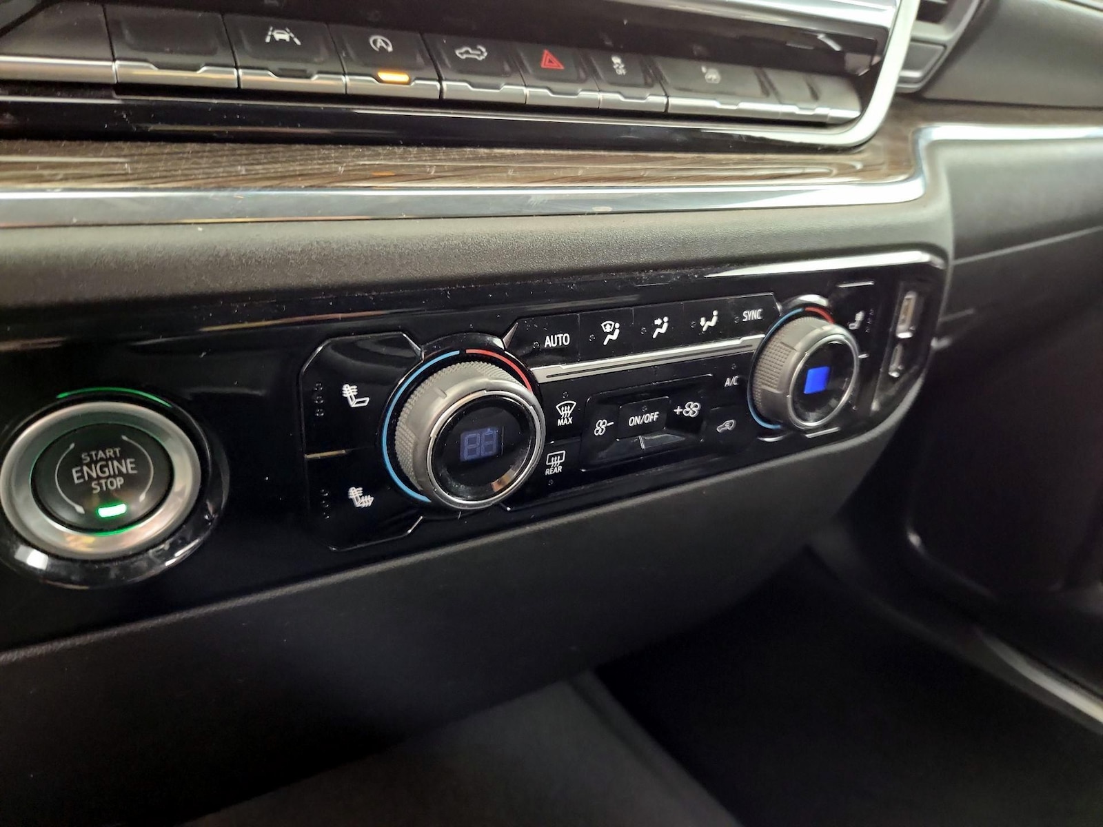 2023 Chevrolet Silverado 1500 LT - Photo 17