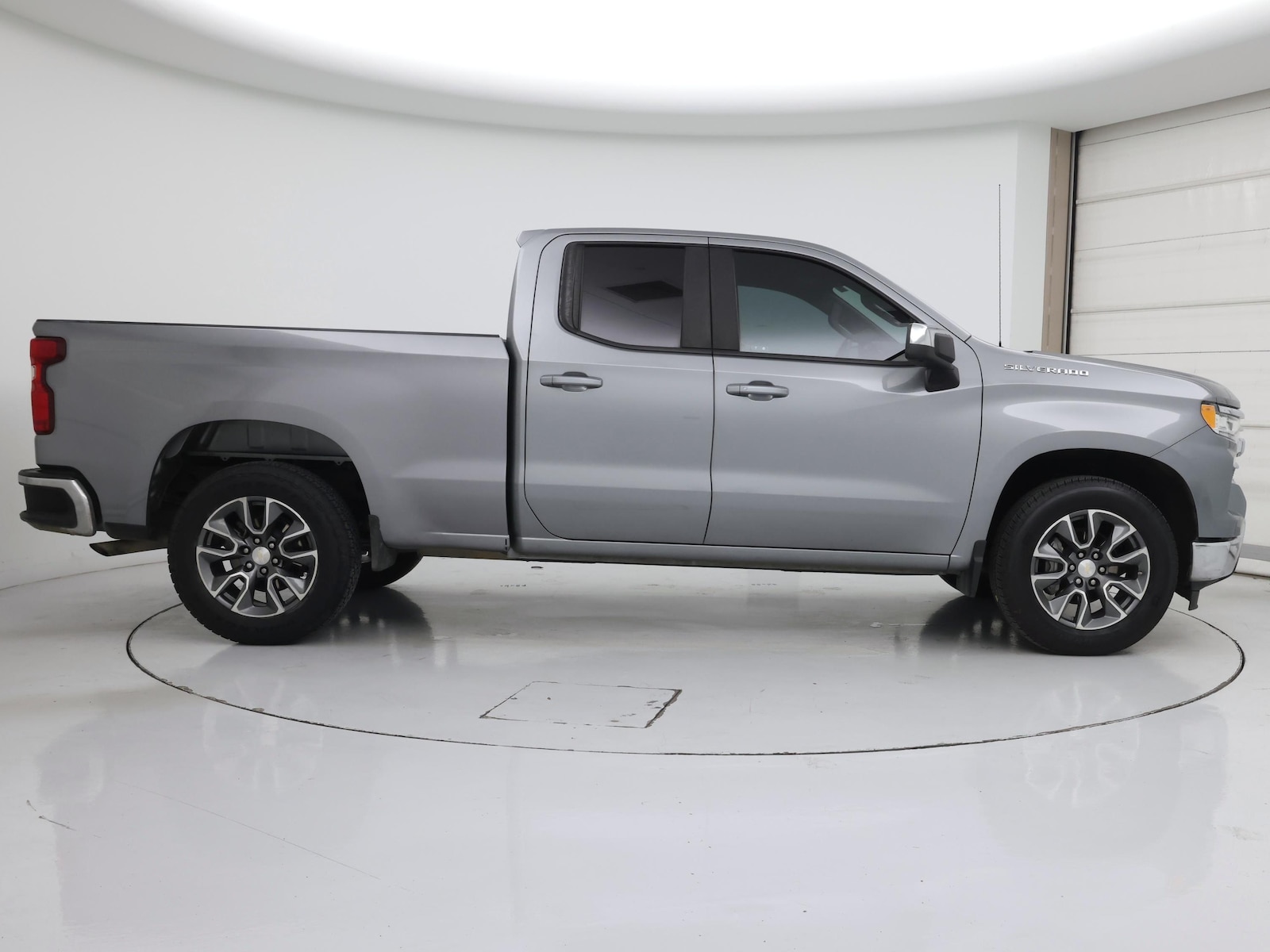 2023 Chevrolet Silverado 1500 LT - Photo 8