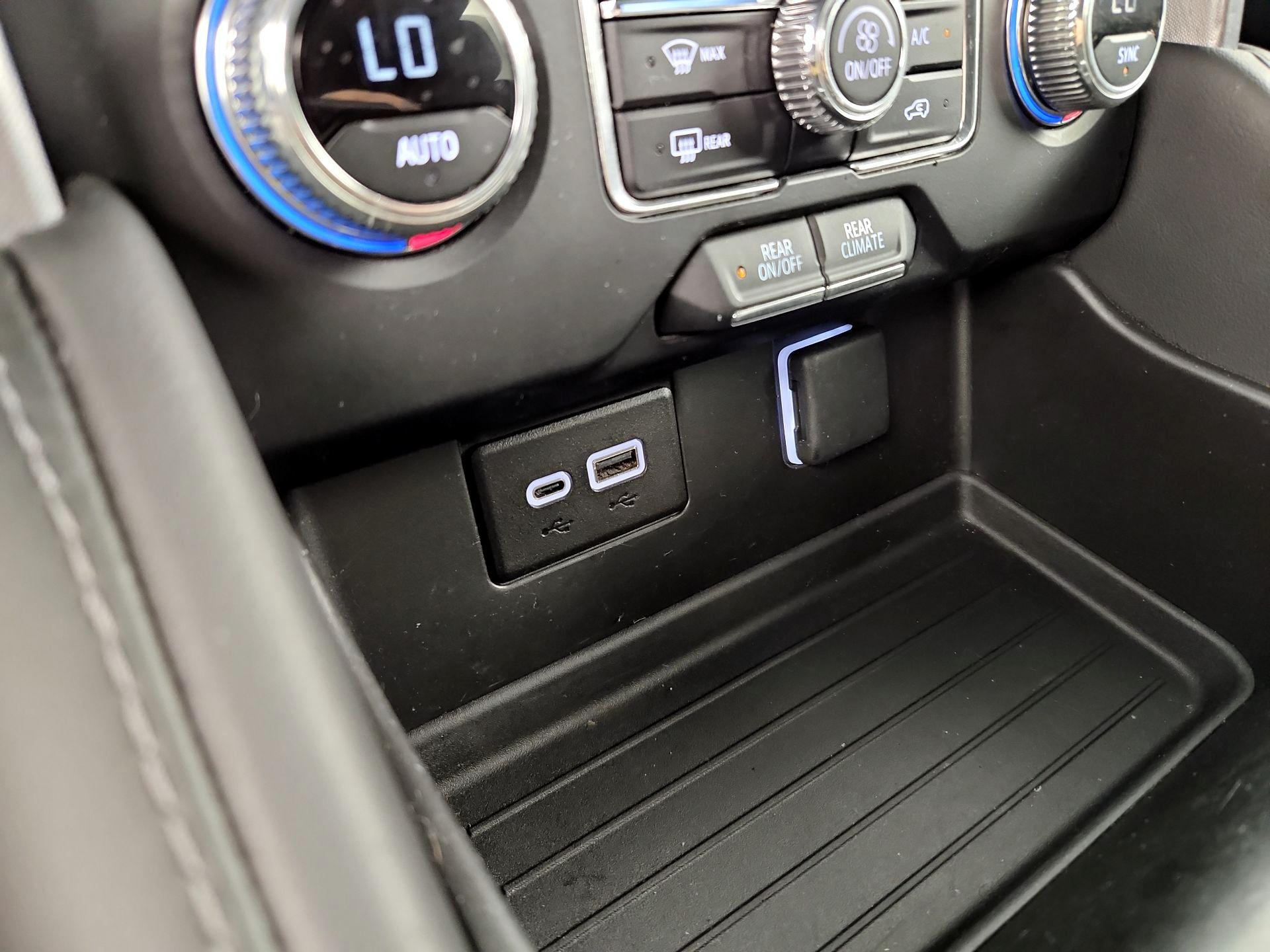 Thumbnail: 2024 GMC Yukon - 18