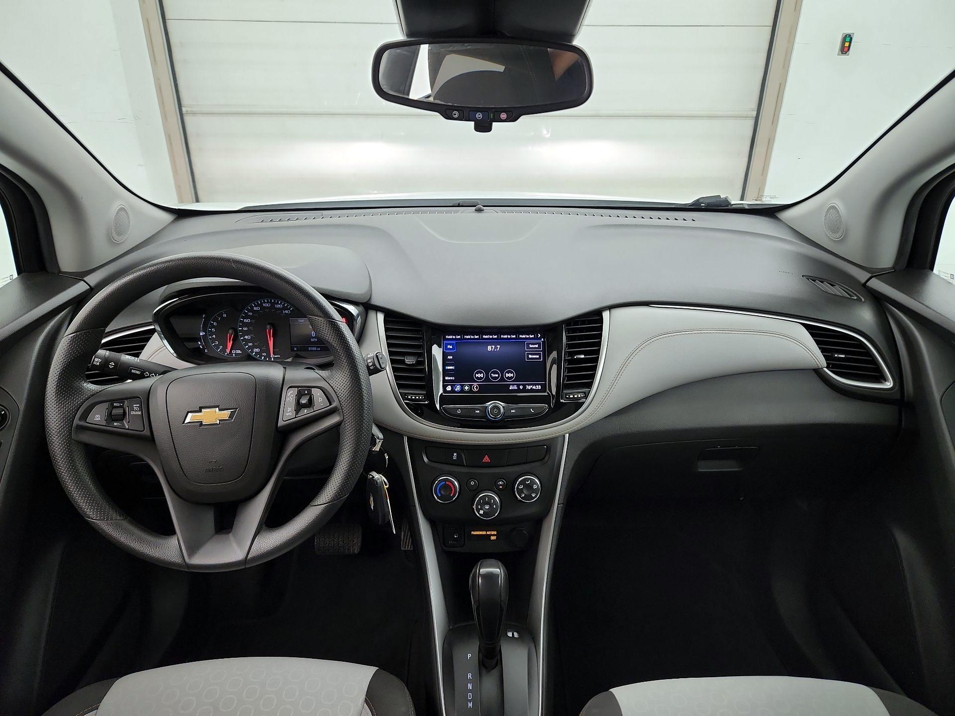 Thumbnail: 2022 Chevrolet Trax - 9