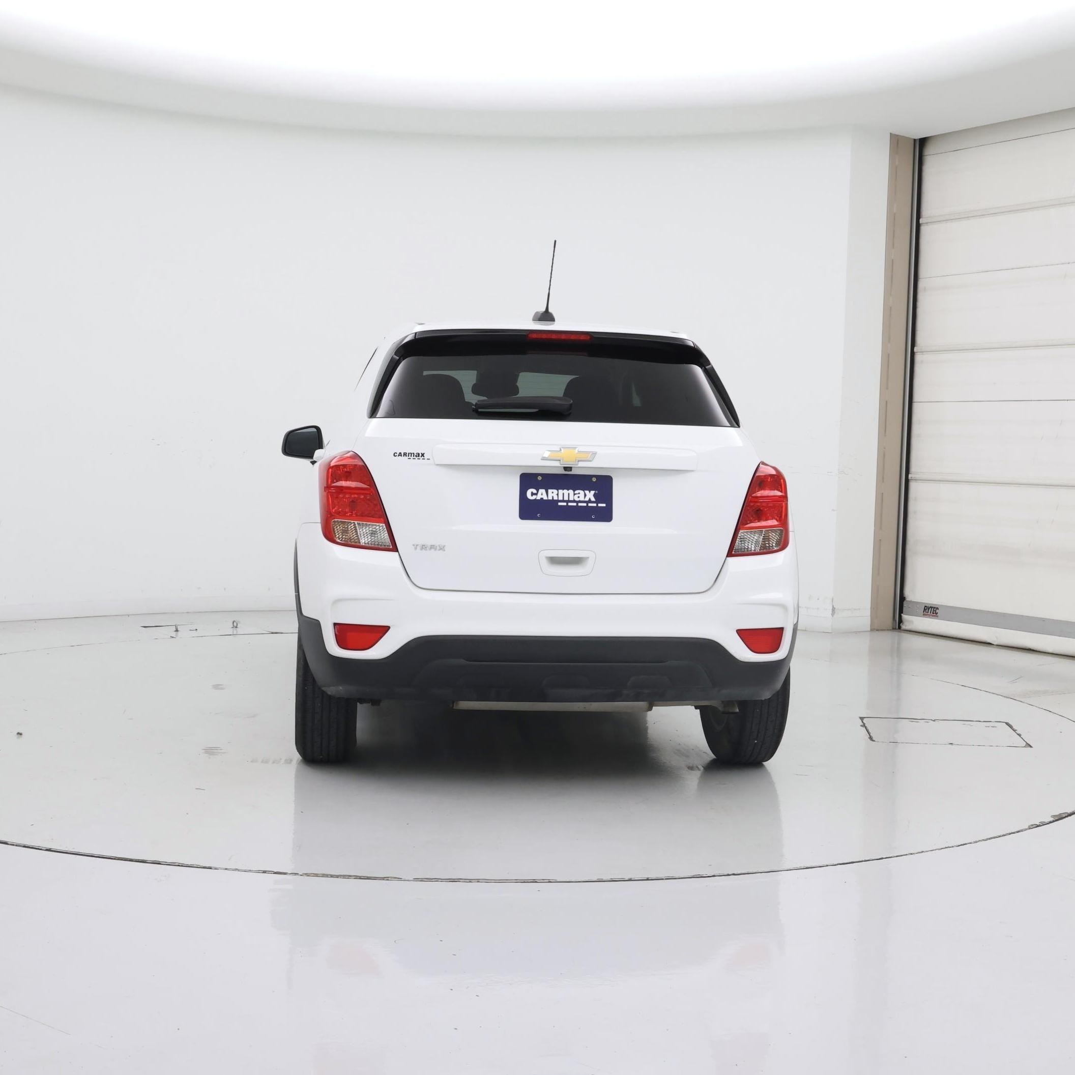 Thumbnail: 2022 Chevrolet Trax - 6