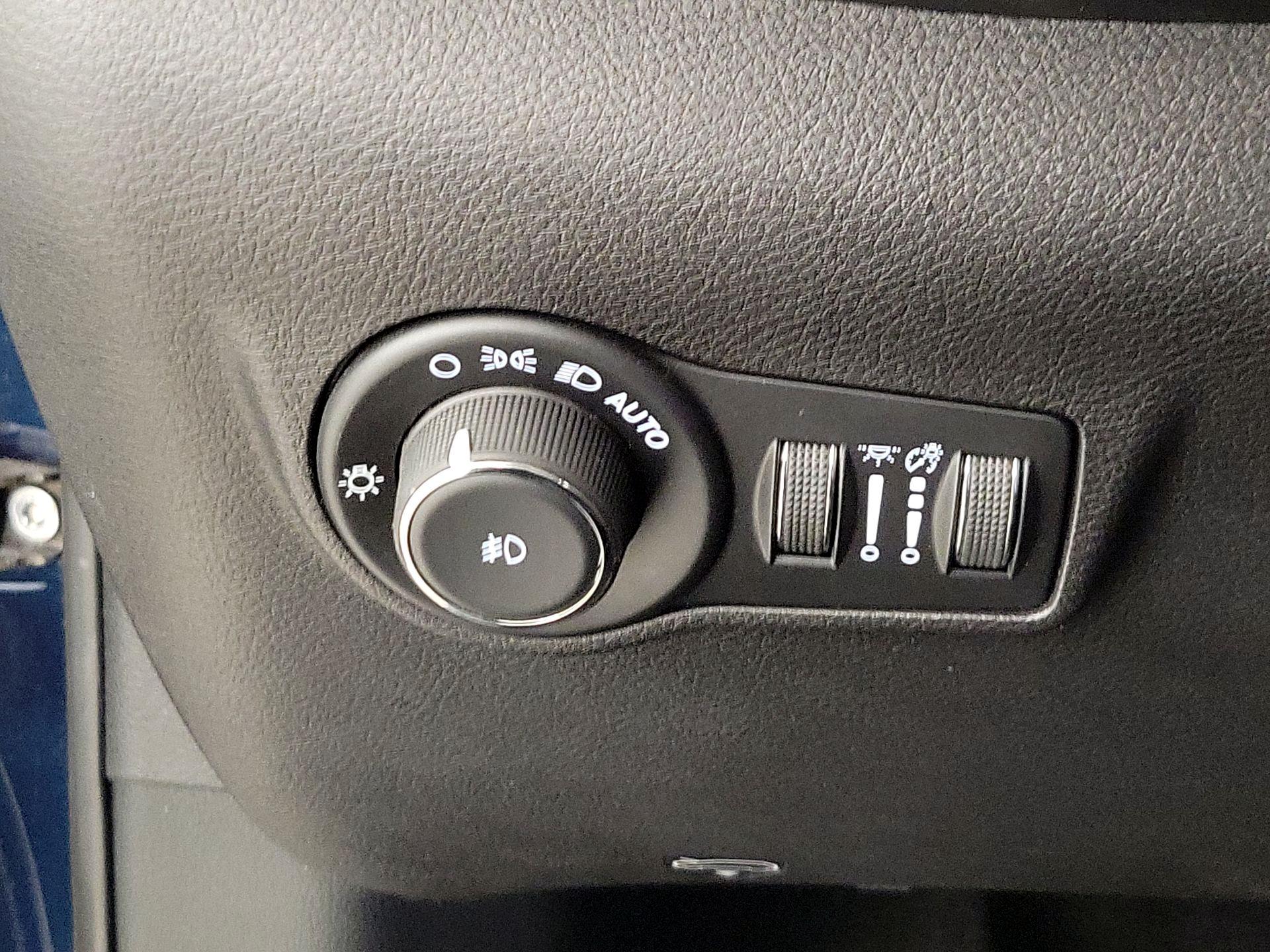 Thumbnail: 2024 Jeep Compass - 13