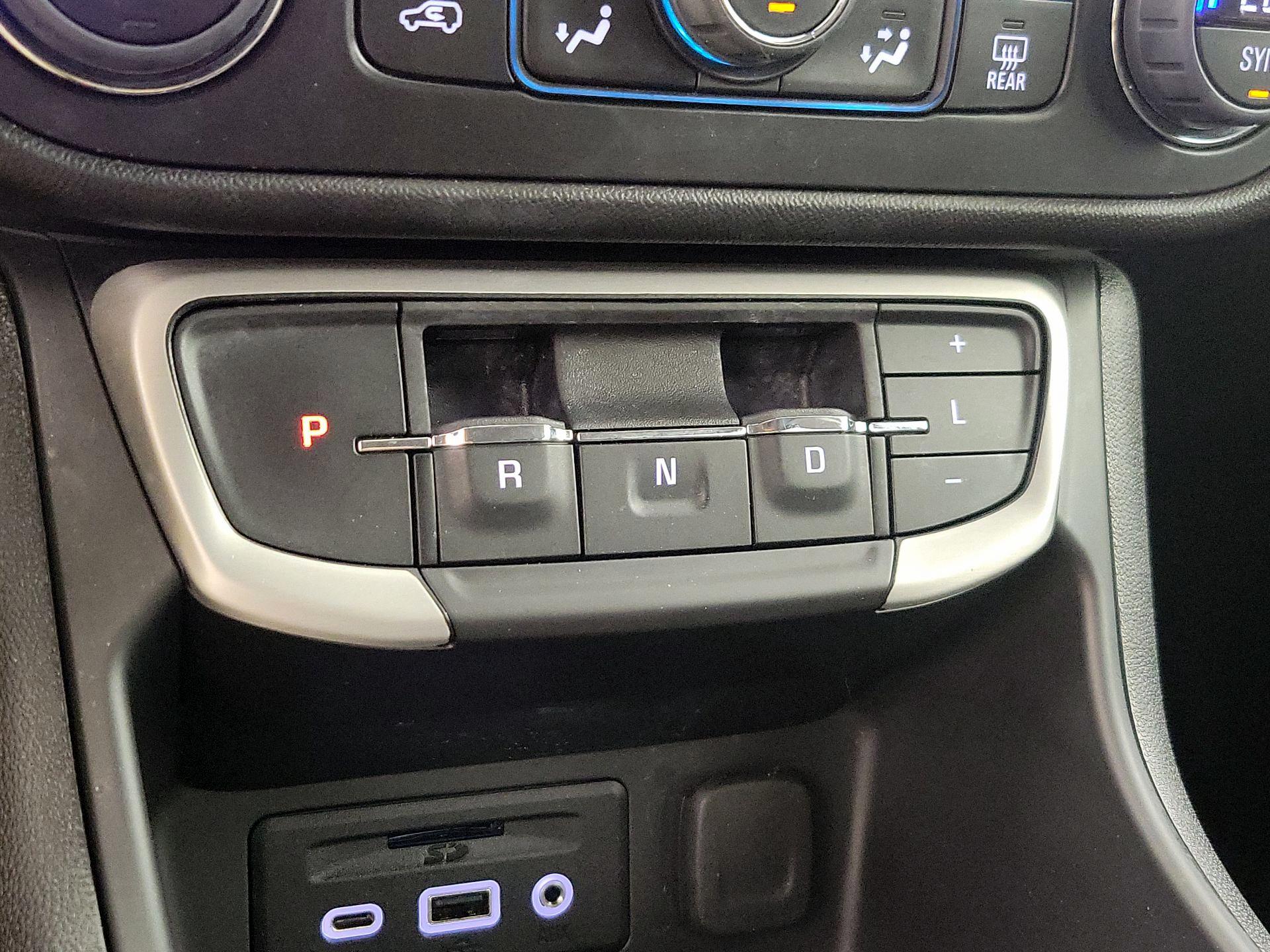 Thumbnail: 2023 GMC Terrain - 17