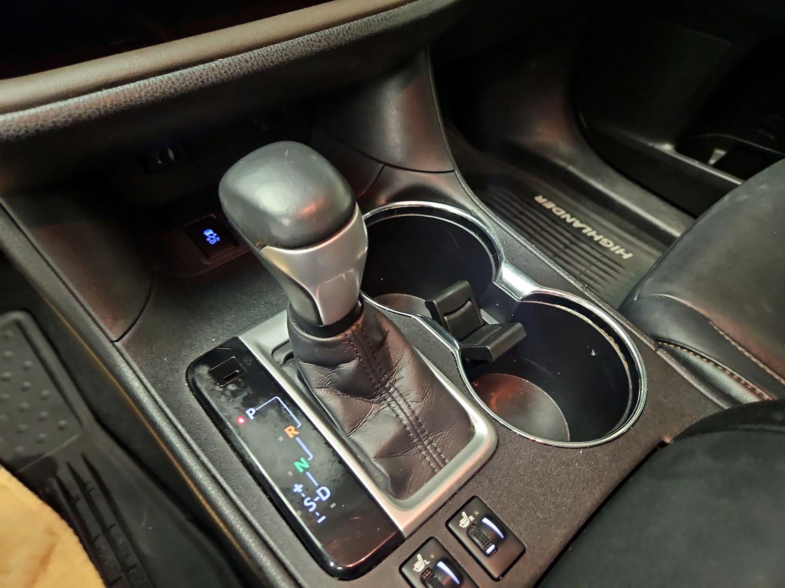 2015 Toyota Highlander XLE - Photo 19