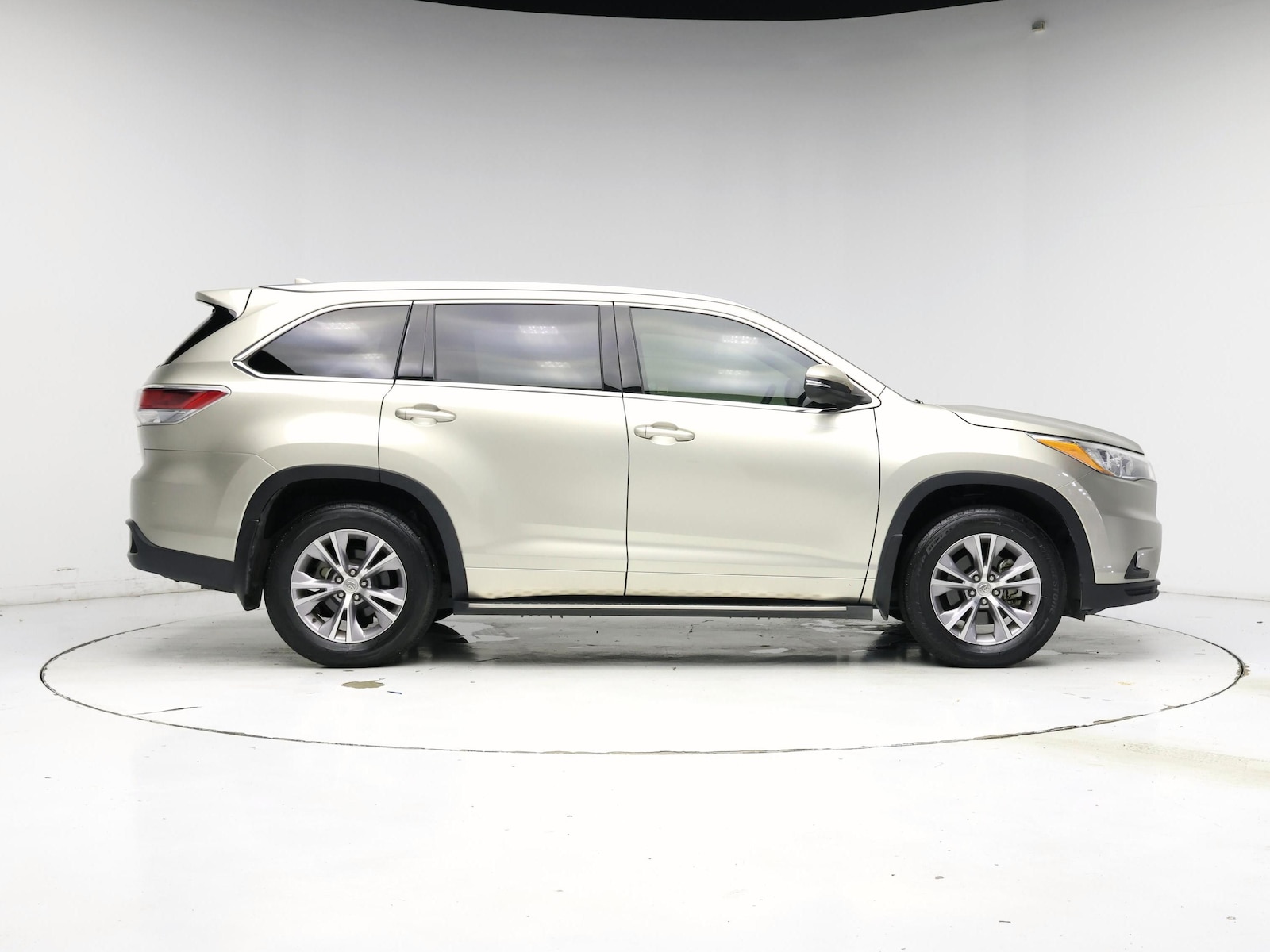 2015 Toyota Highlander XLE - Photo 8