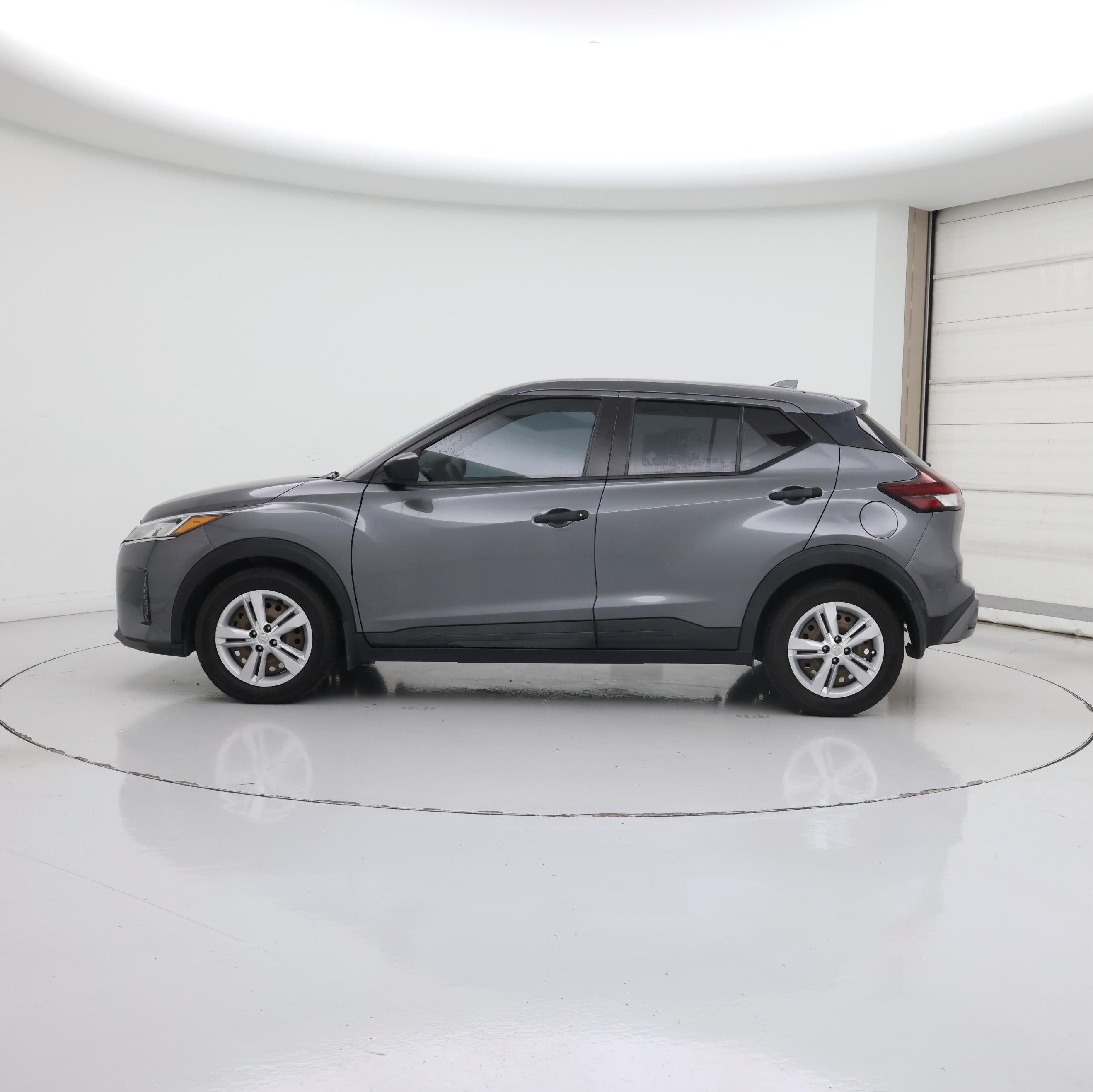 Thumbnail: 2022 Nissan Kicks - 3
