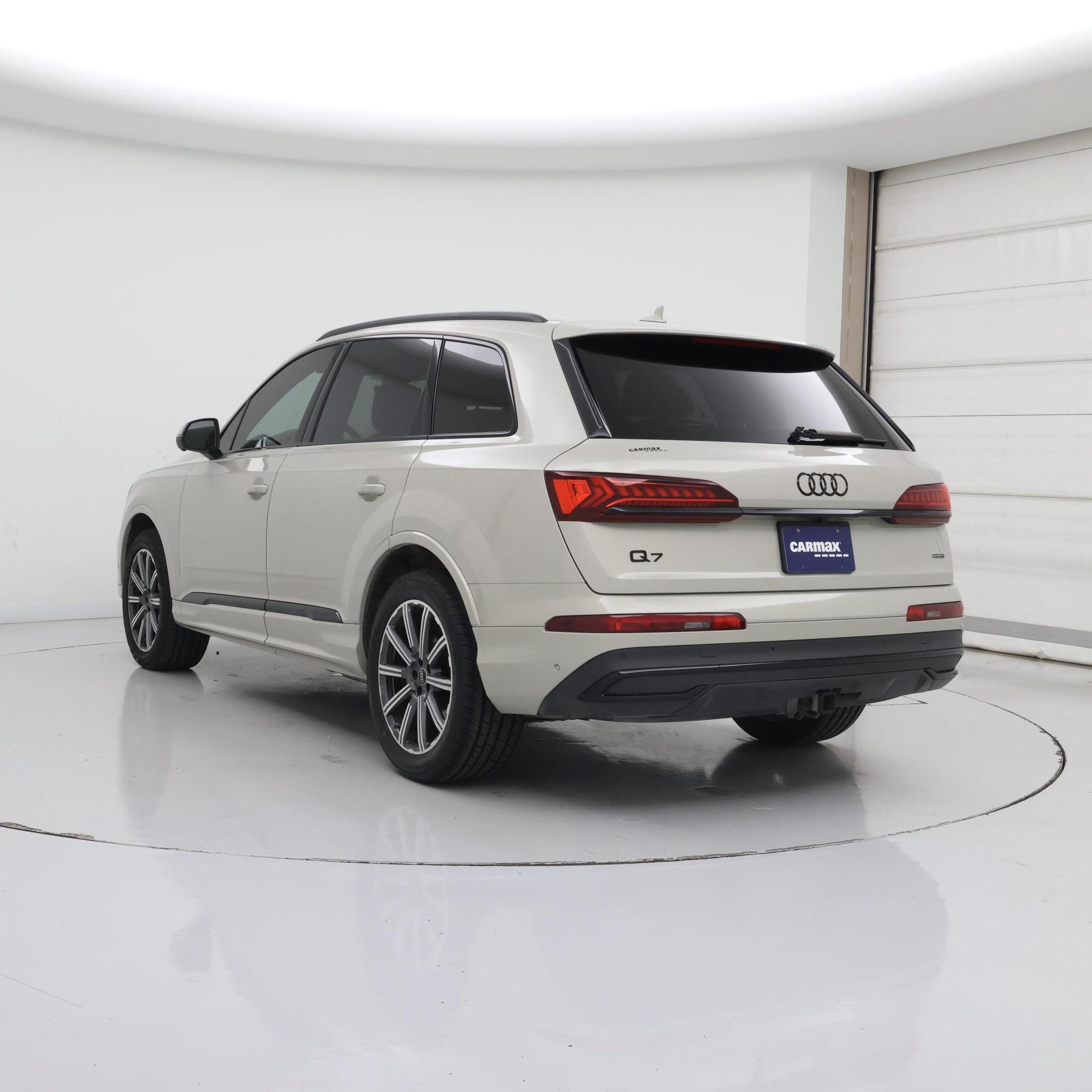 Thumbnail: 2023 Audi Q7 - 2