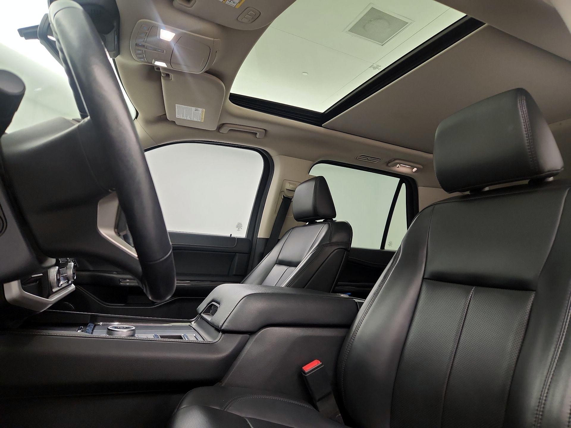 Thumbnail: 2022 Ford Expedition - 20