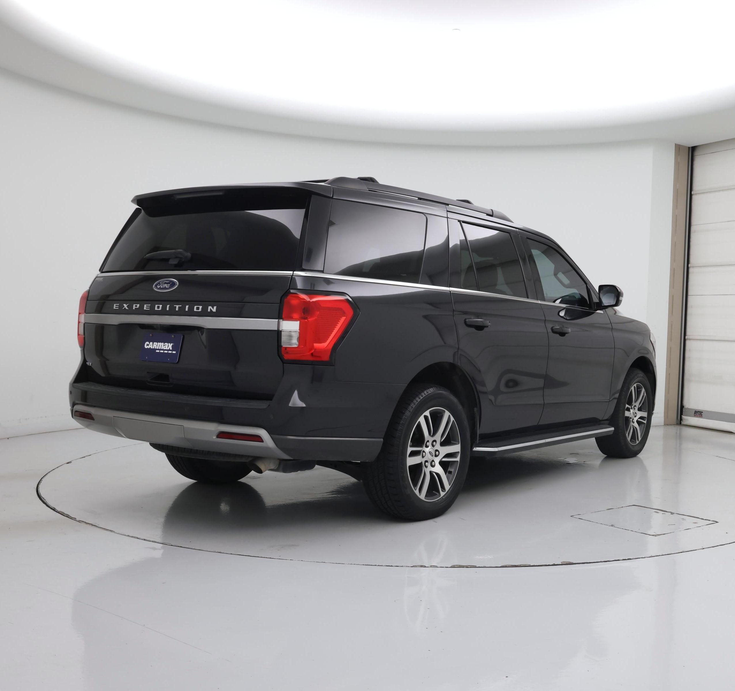 Thumbnail: 2022 Ford Expedition - 8