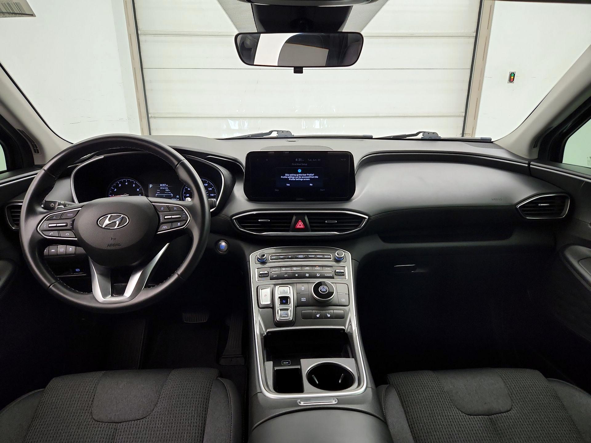Thumbnail: 2023 Hyundai Santa Fe - 9