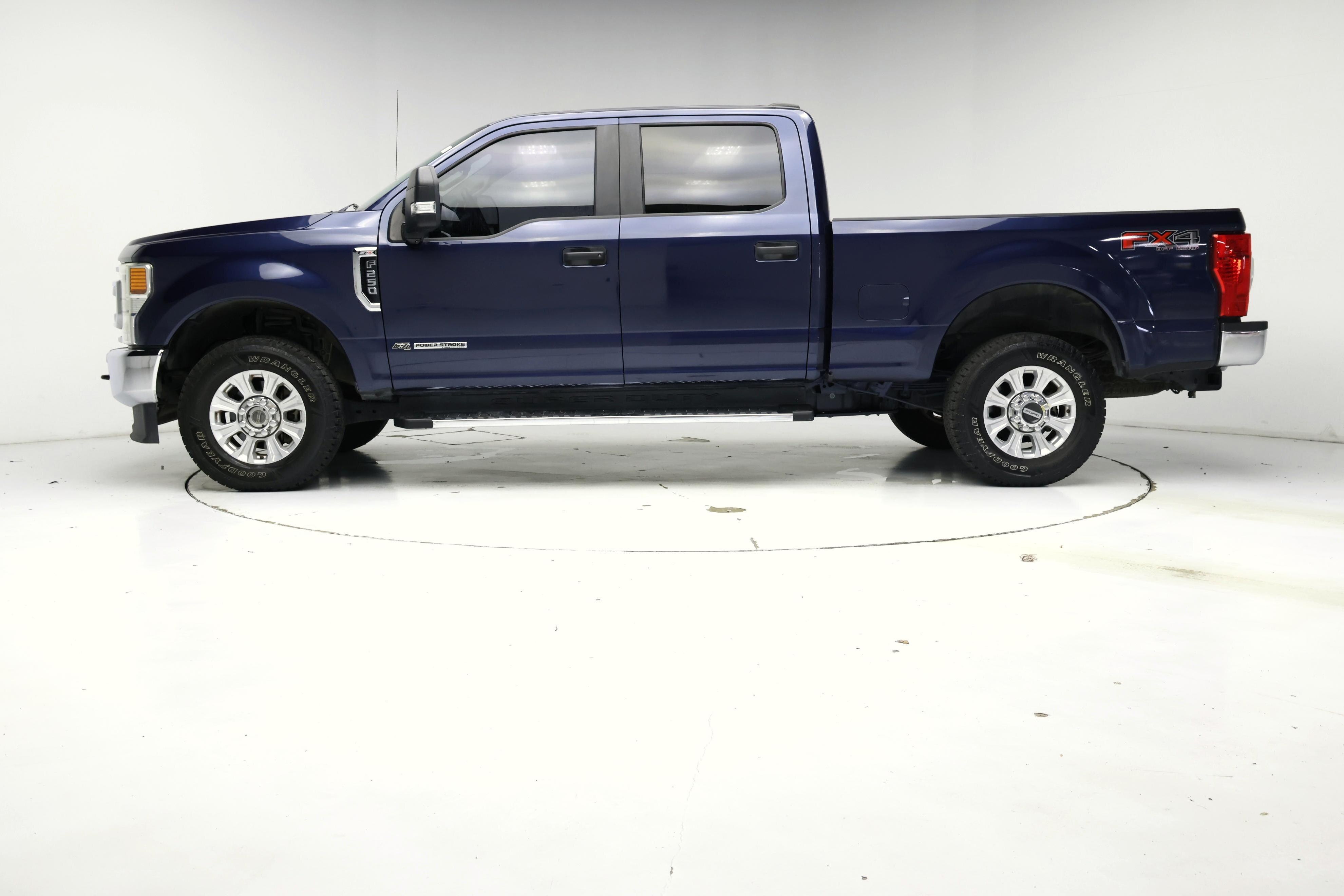 Thumbnail: 2020 Ford F-250 - 3