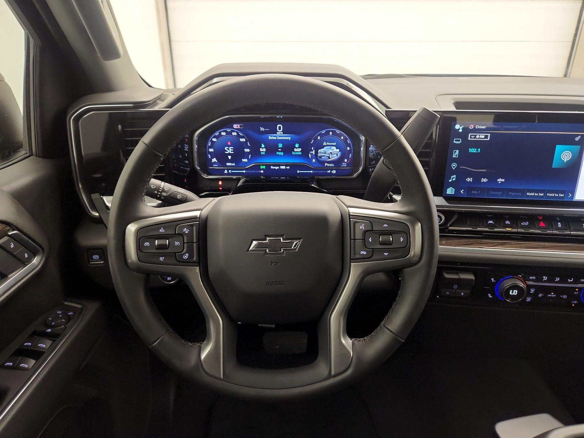 Thumbnail: 2025 Chevrolet Silverado 1500 - 10
