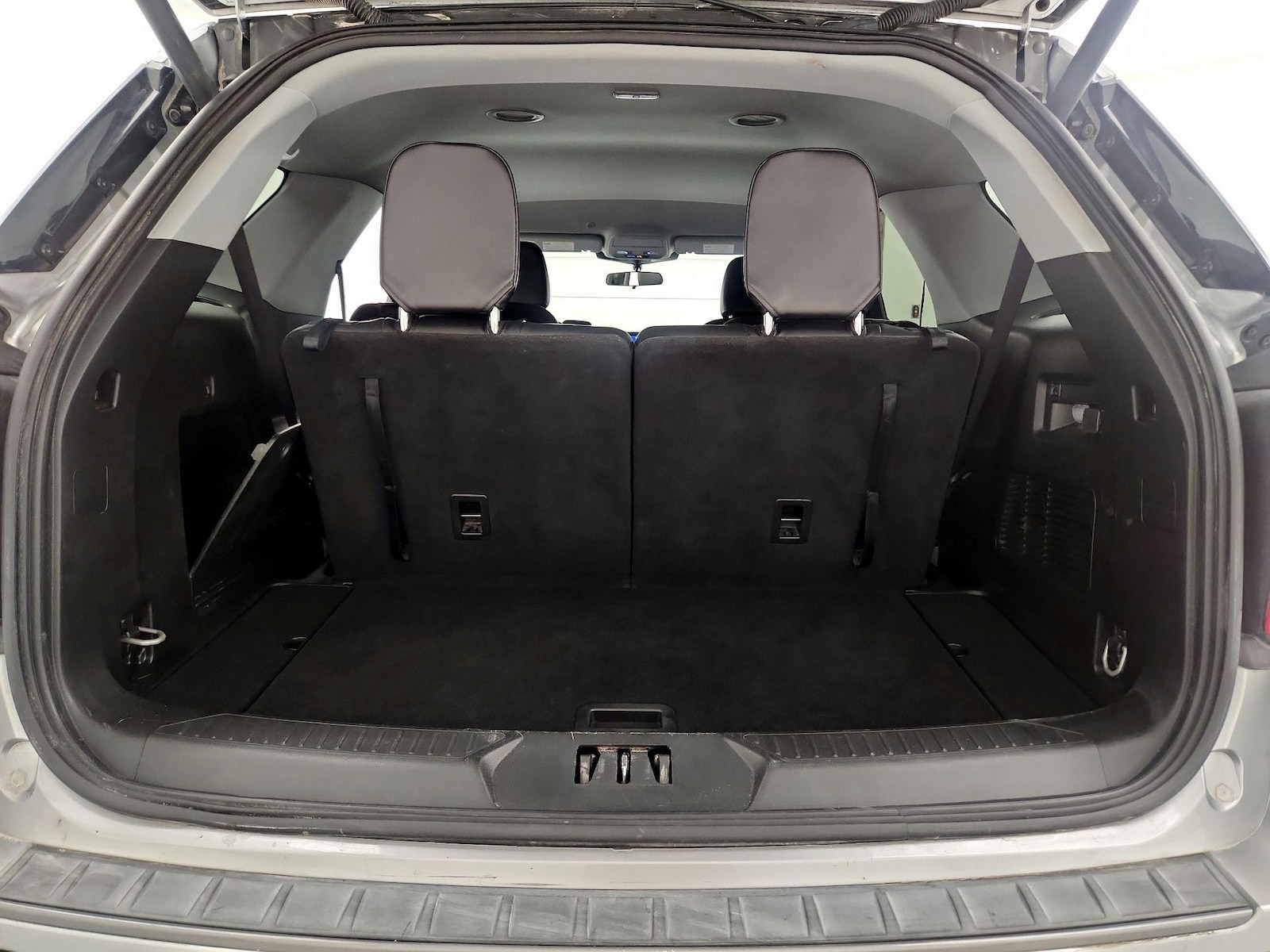 2024 Ford Explorer XLT - Photo 21