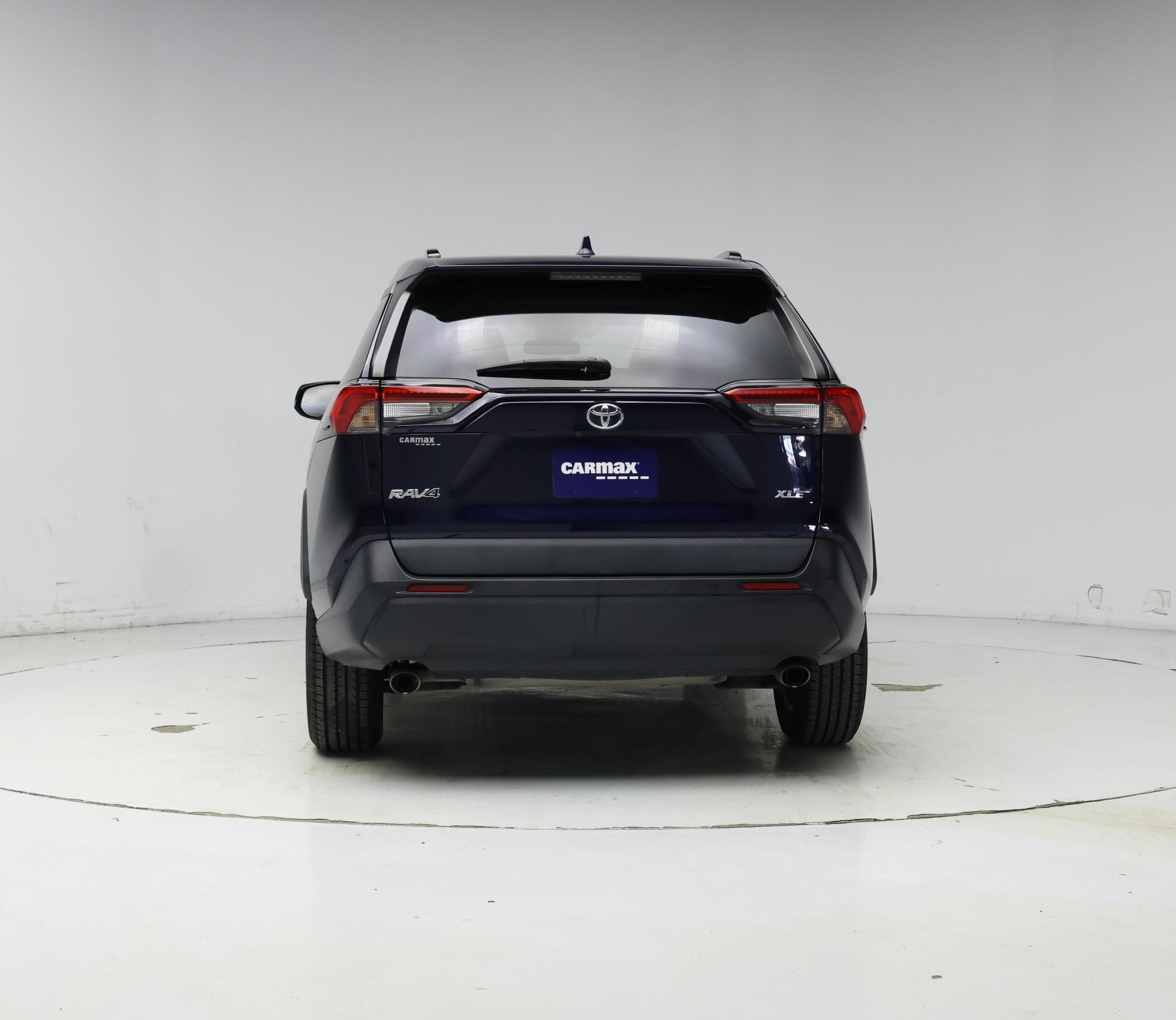 Thumbnail: 2021 Toyota RAV4 - 6