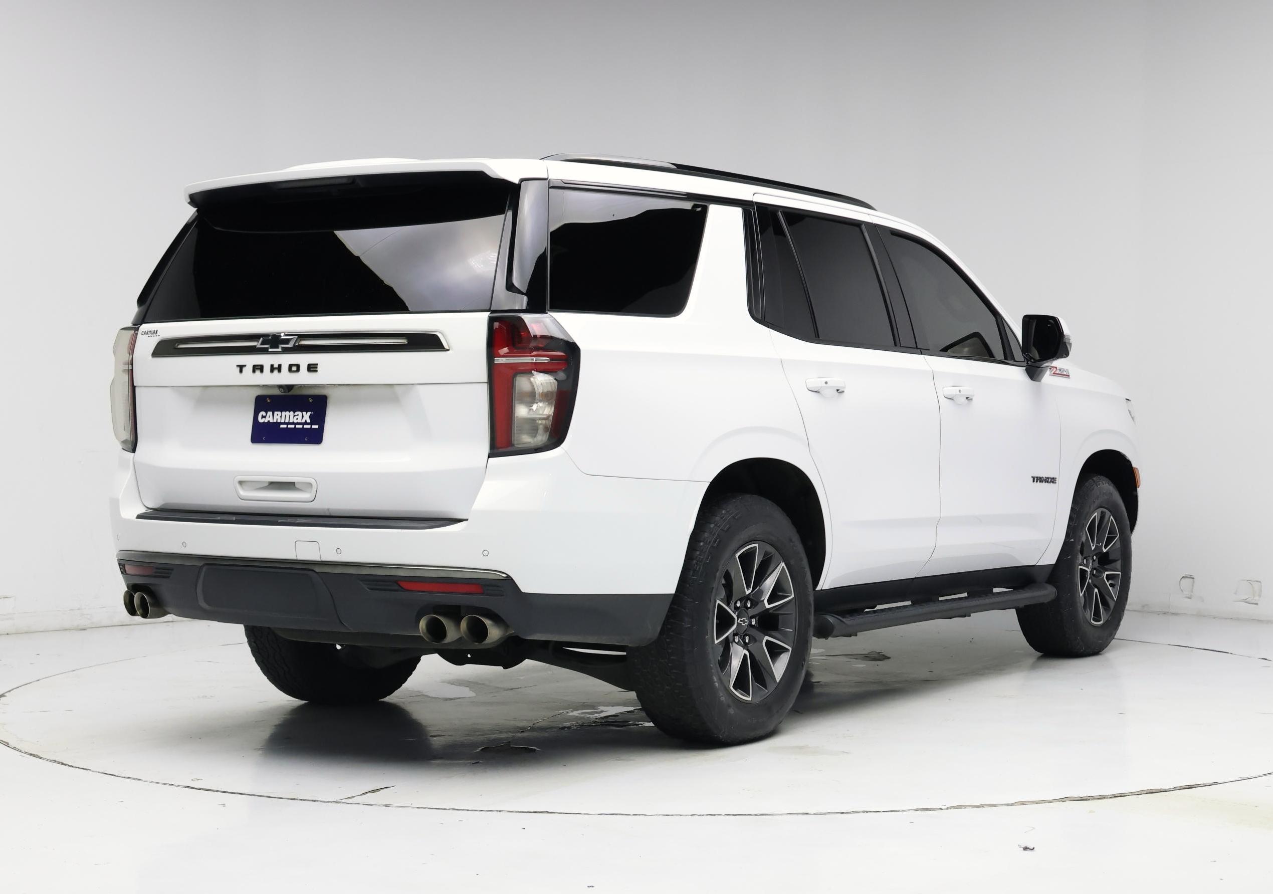 Thumbnail: 2022 Chevrolet Tahoe - 8