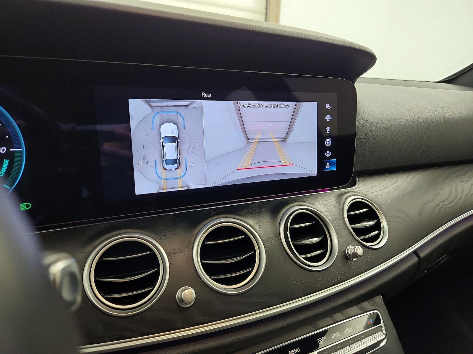 2022 Mercedes-Benz E-Class E350 - Photo 16
