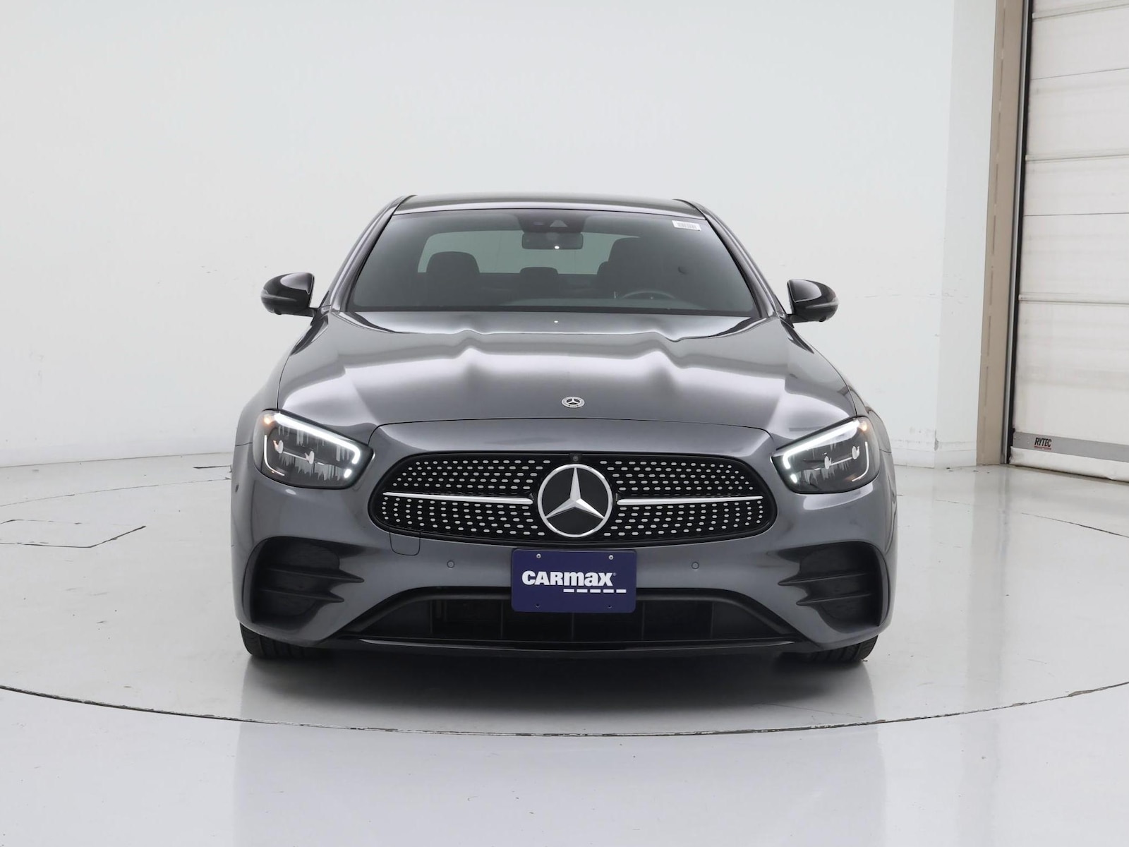 2022 Mercedes-Benz E-Class E350 - Photo 6