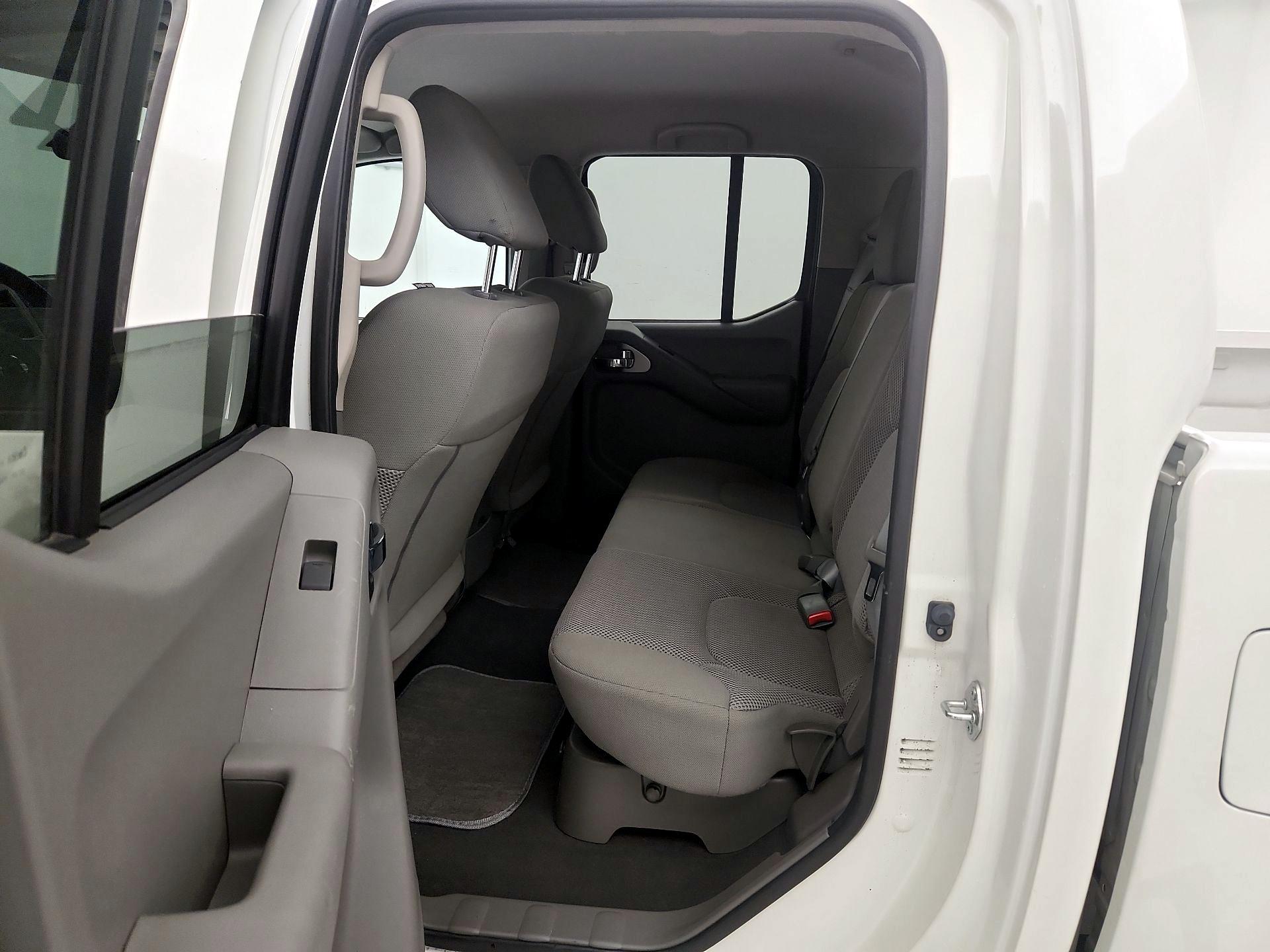 Thumbnail: 2020 Nissan Frontier - 19