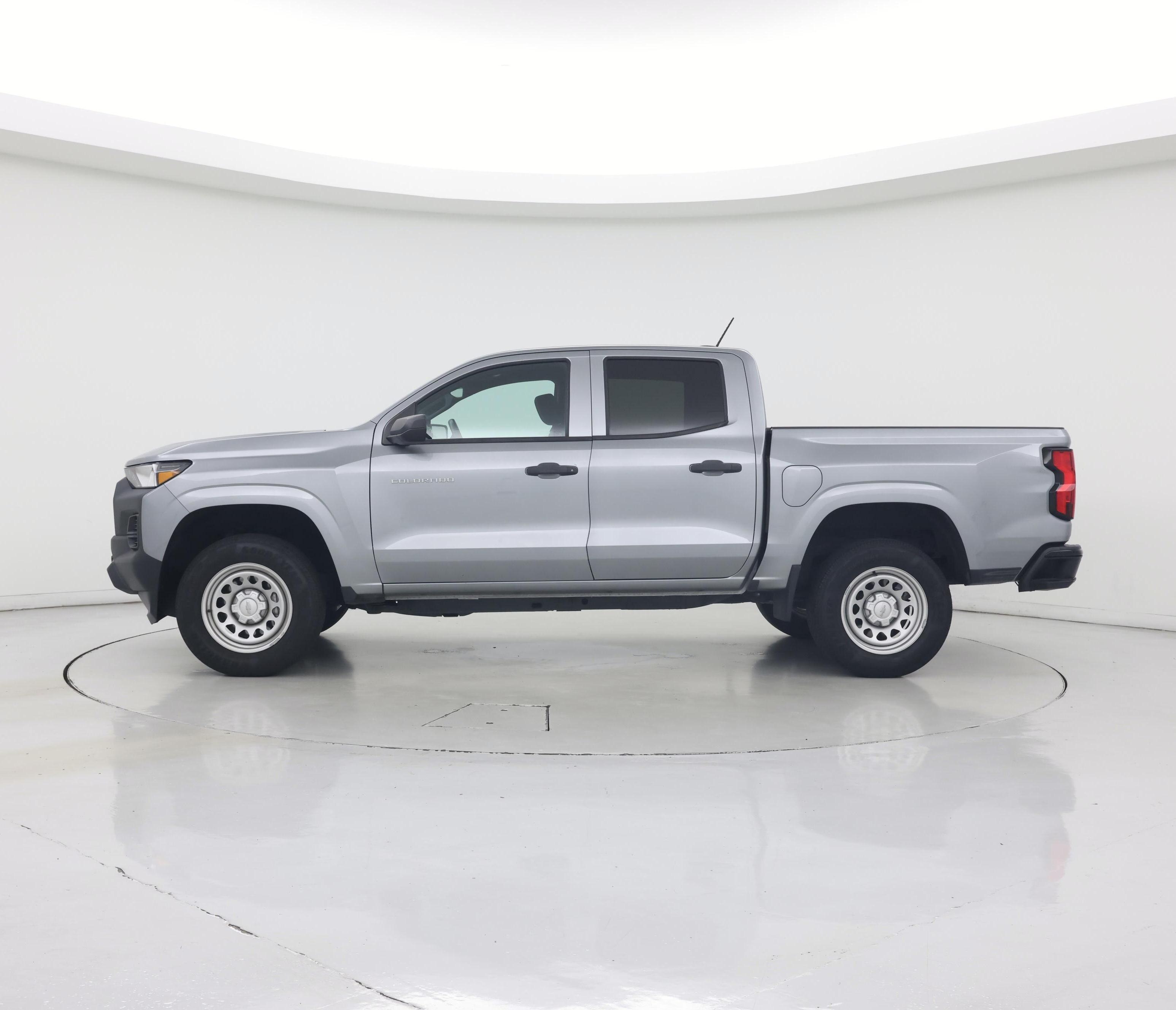 Thumbnail: 2024 Chevrolet Colorado - 3