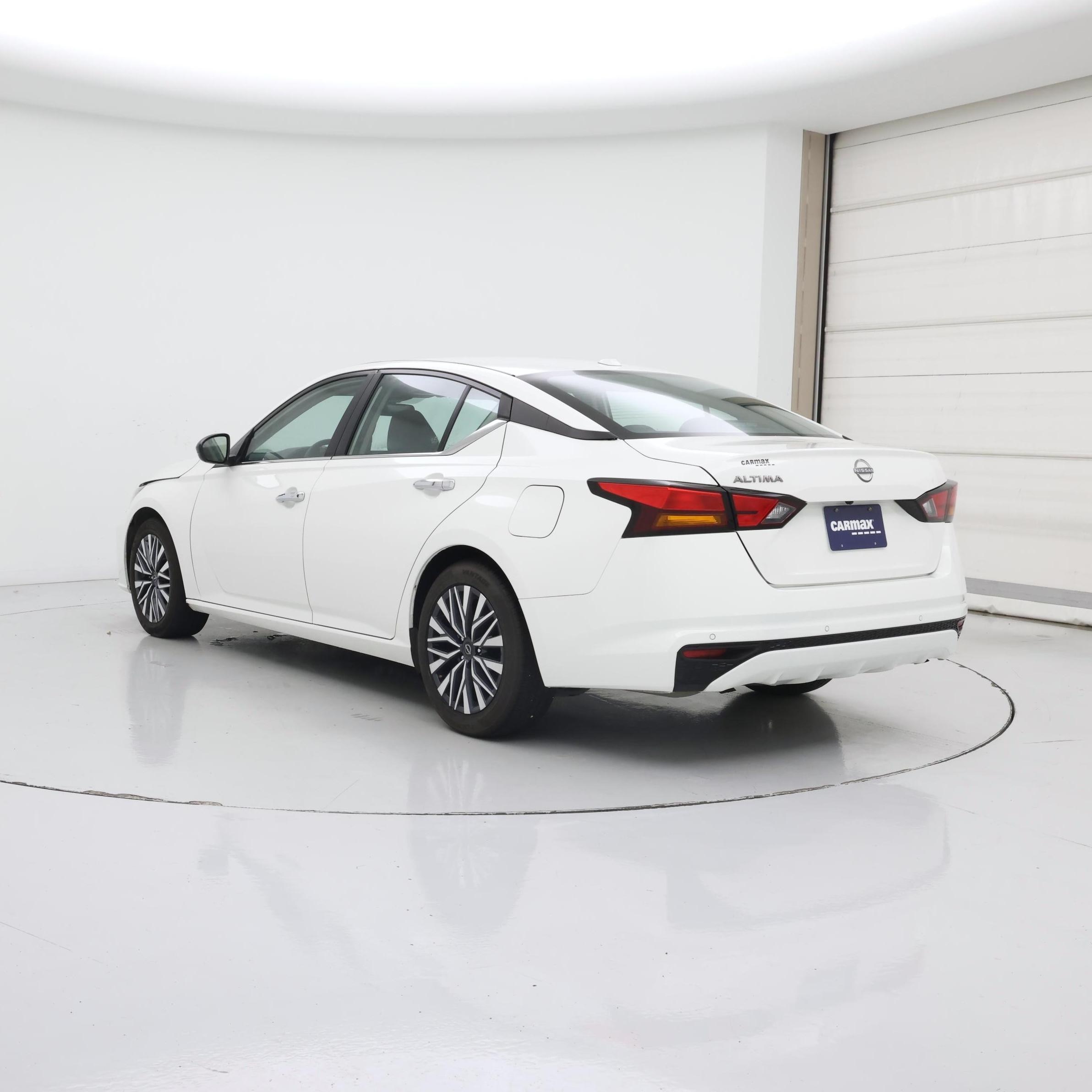 Thumbnail: 2025 Nissan Altima - 2