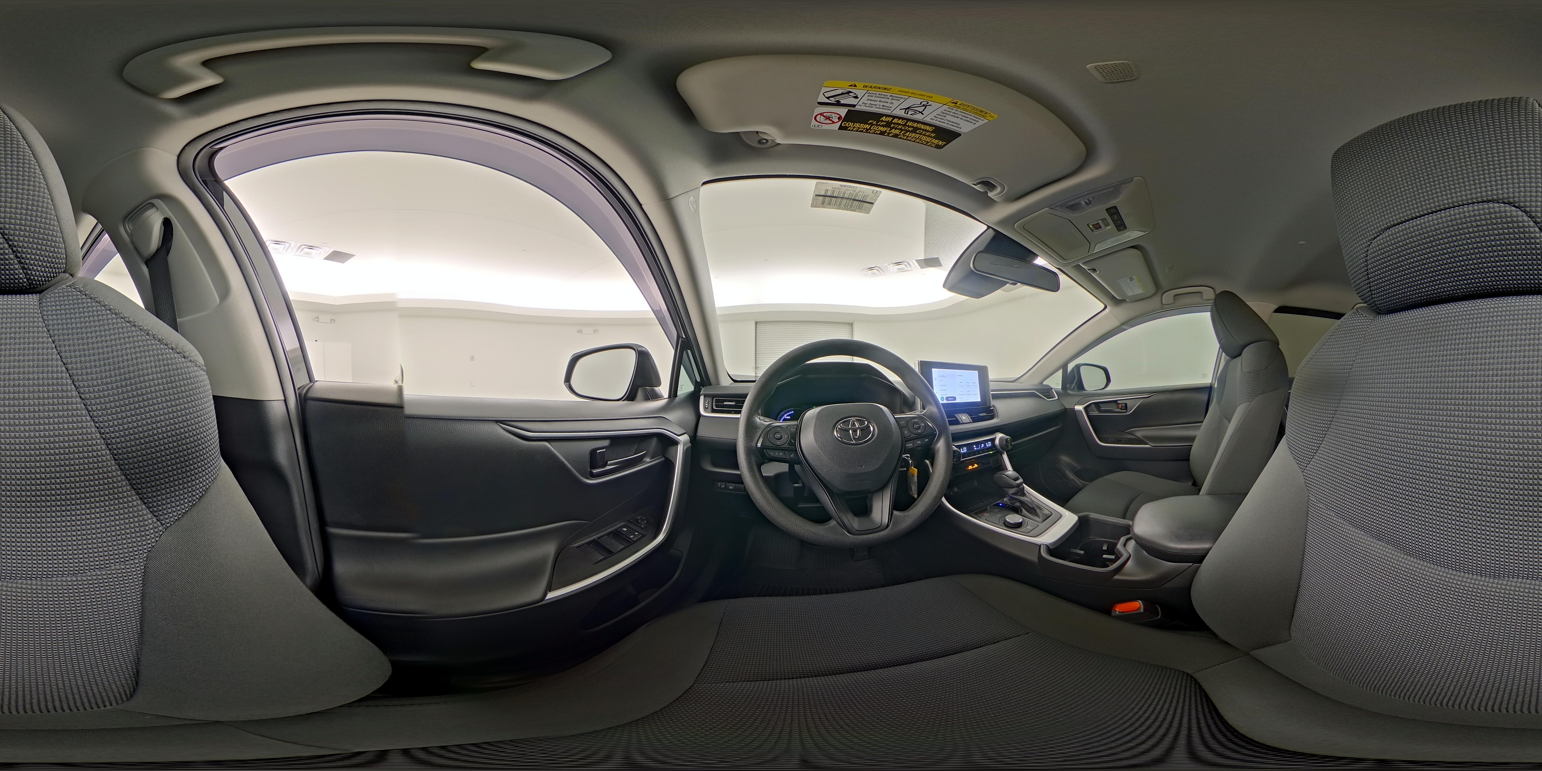 2024 Toyota RAV4 LE - Photo 26