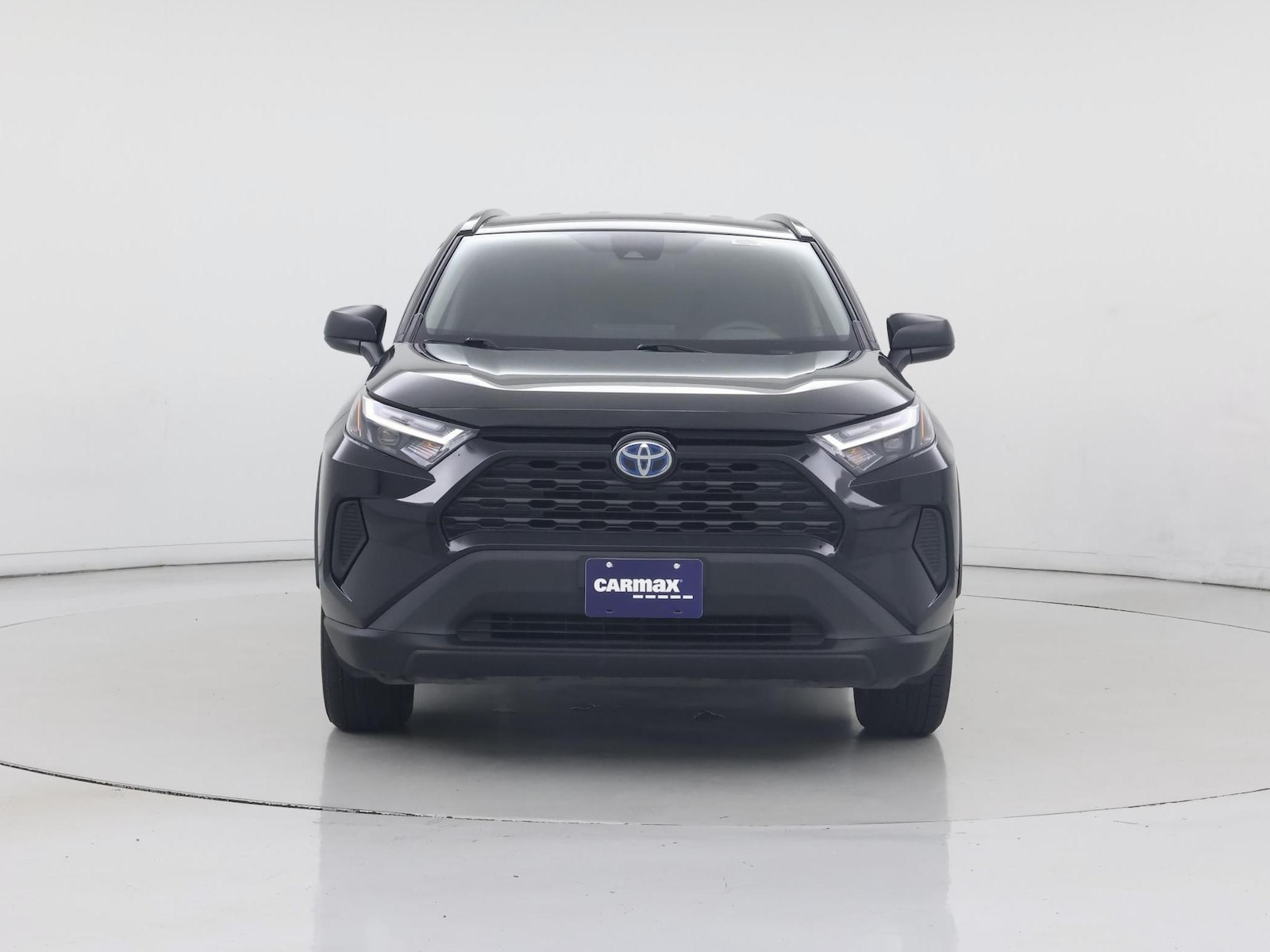 2024 Toyota RAV4 LE - Photo 6