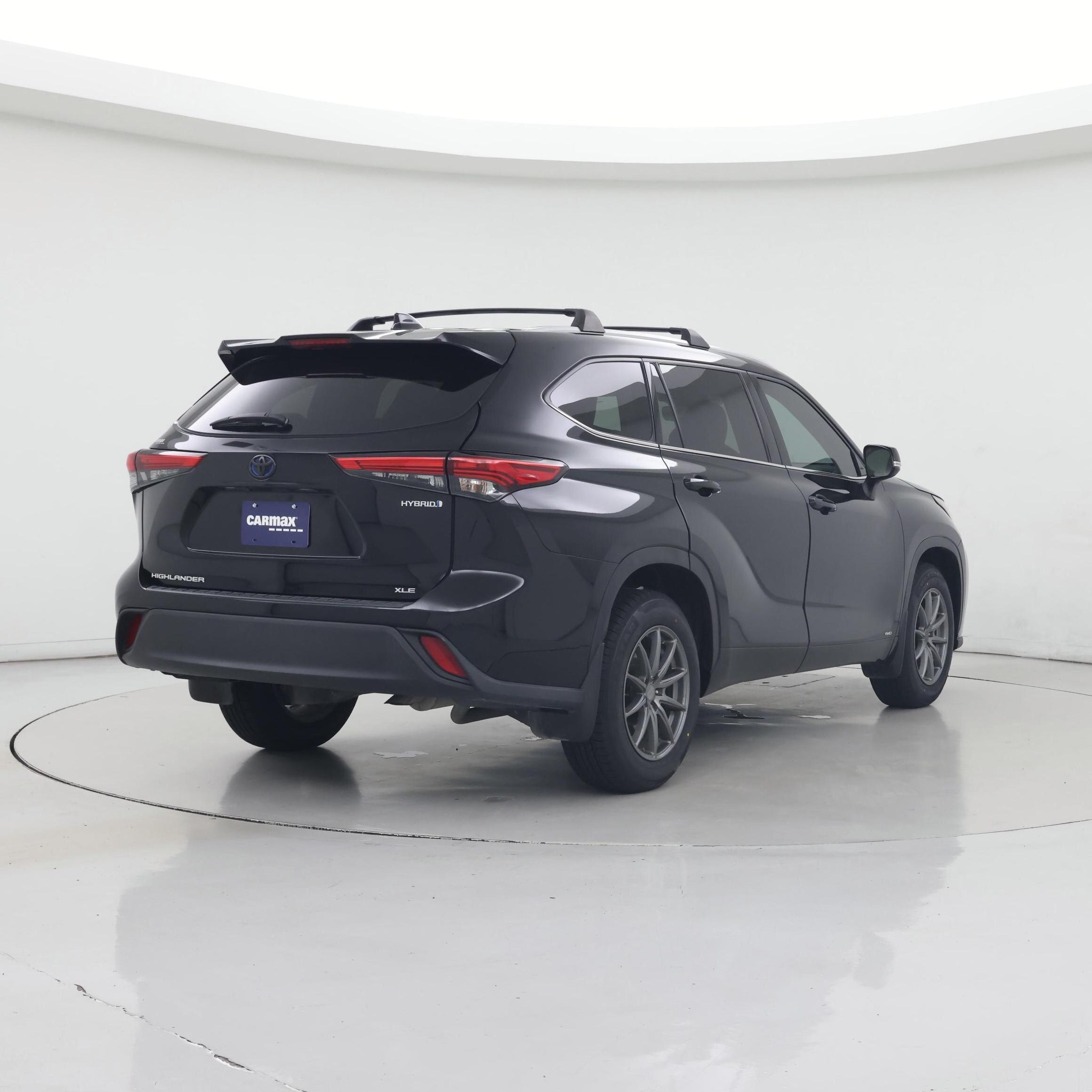 Thumbnail: 2022 Toyota Highlander - 8